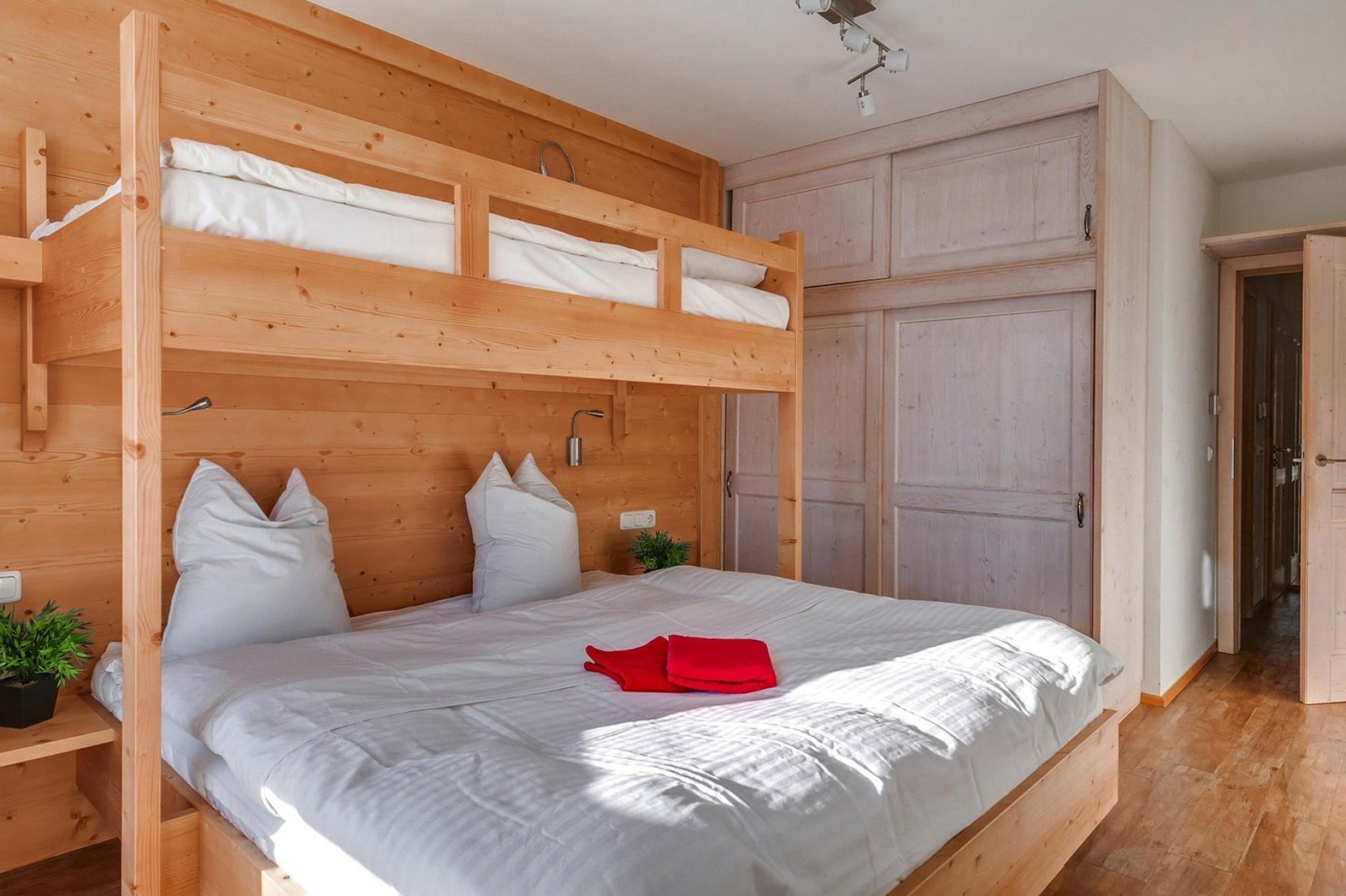 Modern furnished apartment in the small mountain village of Königsleiten on the Gerlos Pass - an ideal starting point for relaxed nature experiences and adventurous excursions against the beautiful backdrop of ice-covered mountain peaks. The apartment has parquet floors and typical Austrian softwood furniture. The bright bedroom has floor-to-ceiling windows. The apartment also has a balcony. The romantic, small village of Königsleiten (1600 meters above sea level) is located on the edge of the Zillertal Arena and on the border between Tyrol and Salzburg. Far away from the daily stress, you can spend wonderful days in the mountains here, in the middle of the Hohe Tauern National Park.

Details: WLAN

Activities nearby: Whether hiking, climbing, mountain biking, Nordic walking or paragliding - a wide range of high-quality offers on site guarantees you a varied active holiday. A dip in the nearby reservoir provides cooling. The fresh water warms up to approx. 21° degrees in the summer months and also offers two water sports with sailing and surfing

Not suitable for people with reduced mobility

About Belvilla

At Belvilla, you experience holidays exactly the way you want. Choose from an extensive range of holiday homes, apartments and caravan parks from Europe to Florida. From a cabin by the Norwegian fjord to an exclusive villa on the Côte d'Azur, and from an apartment in Rome to a country estate in Tuscany. At Belvilla you will find the perfect holiday home for an unforgettable time with your family, partner or friends. You will also find holiday homes for larger groups, spread across various regions in Europe.

Belvilla offers a wide variety of holiday homes: small and cosy with a sauna or spacious with an outdoor pool, roof terrace and numerous bedrooms. At Belvilla, for example, you can choose from holiday homes in prime locations, with luxury amenities and homes particularly suitable for families. Of course, many holiday homes also have a space reserved for your dog. You can choose from practical holiday homes in popular holiday destinations, city houses in cosmopolitan cities such as Venice or Rome, dreamy holiday homes in top locations and spacious holiday homes with unique furnishings. Besides holiday homes by the sea, Belvilla also offers holiday homes with swimming pool and/or wellness facilities.