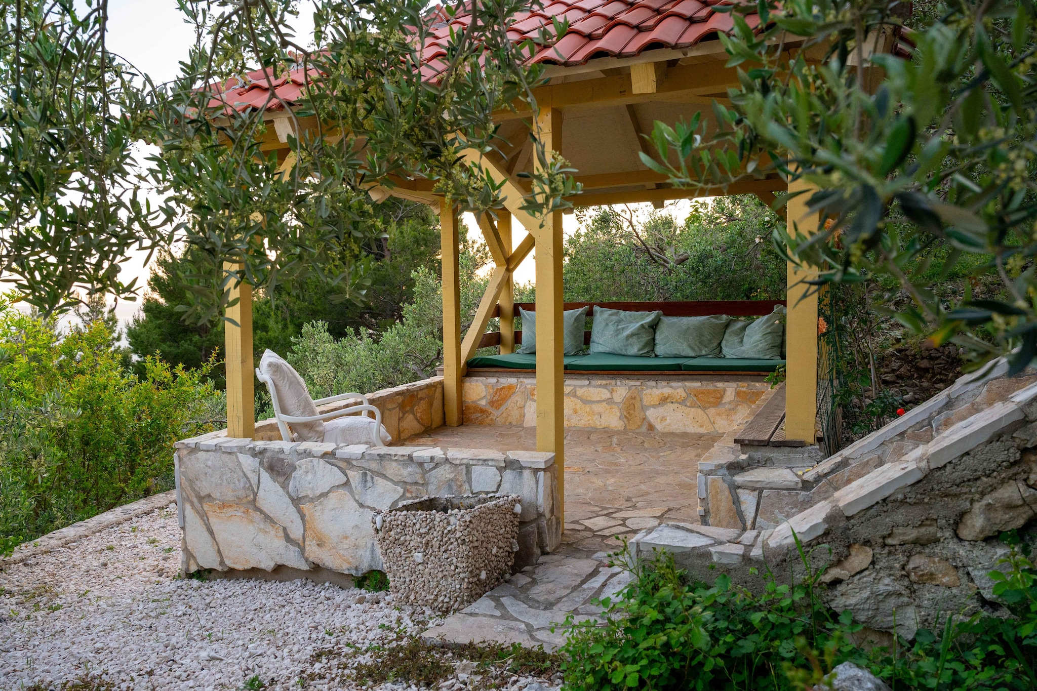 Villa Amare Makarska - E6 circa 150 qm für max 6 Pers-Tuinen zomer