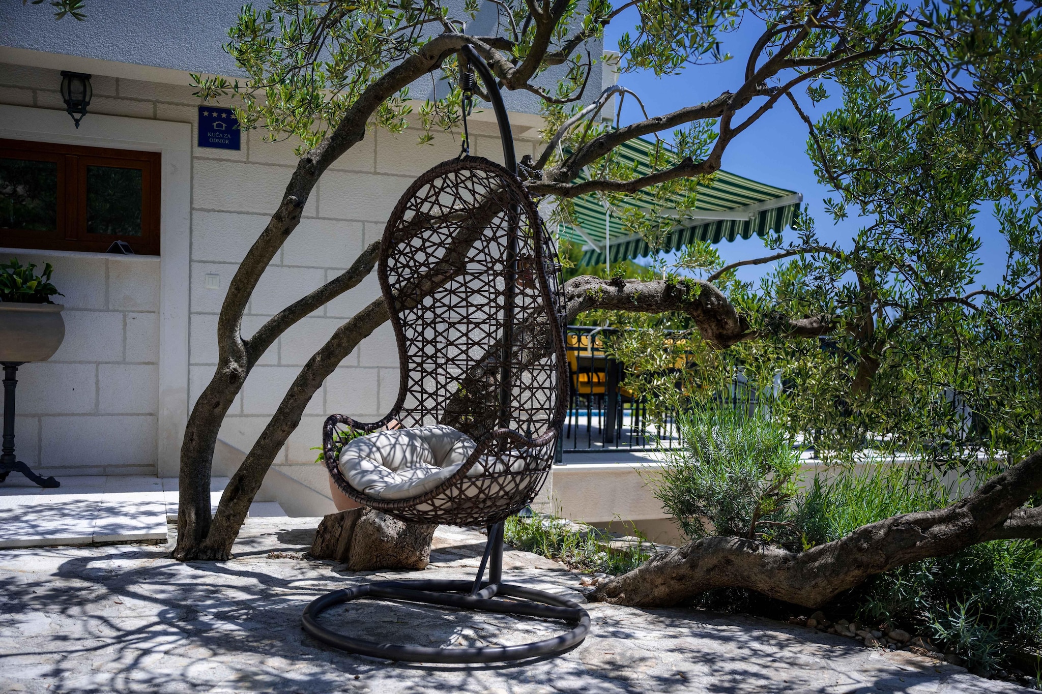Villa Amare Makarska - E6 circa 150 qm für max 6 Pers-Tuinen zomer