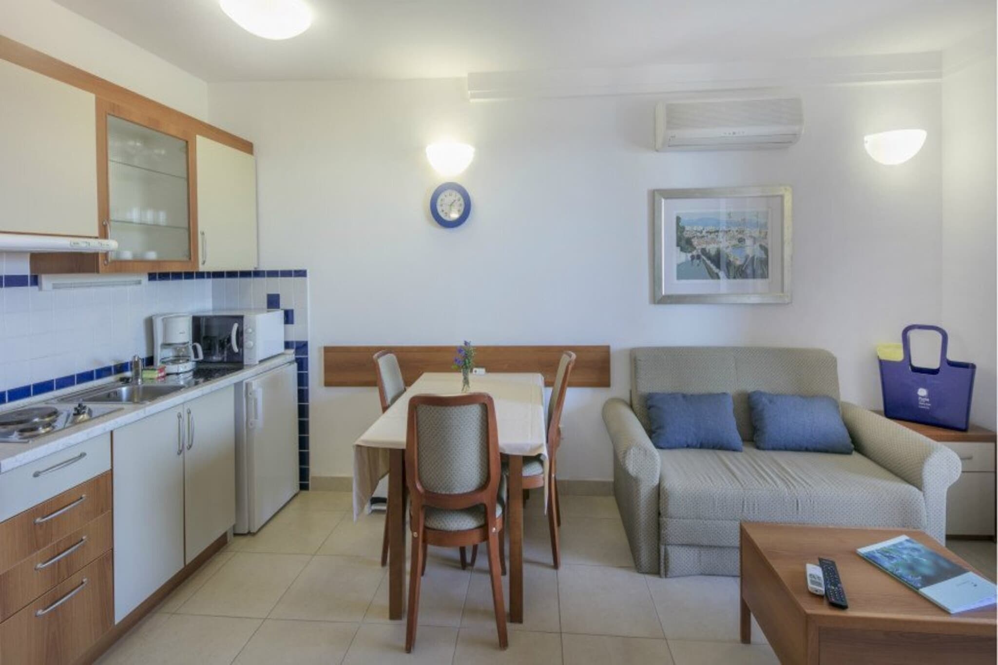 Apartments Punta, Veli Losinj-3-Raum-App., A3 (3+2), ca. 60 qm, für 5 Pers.-Woonkamer