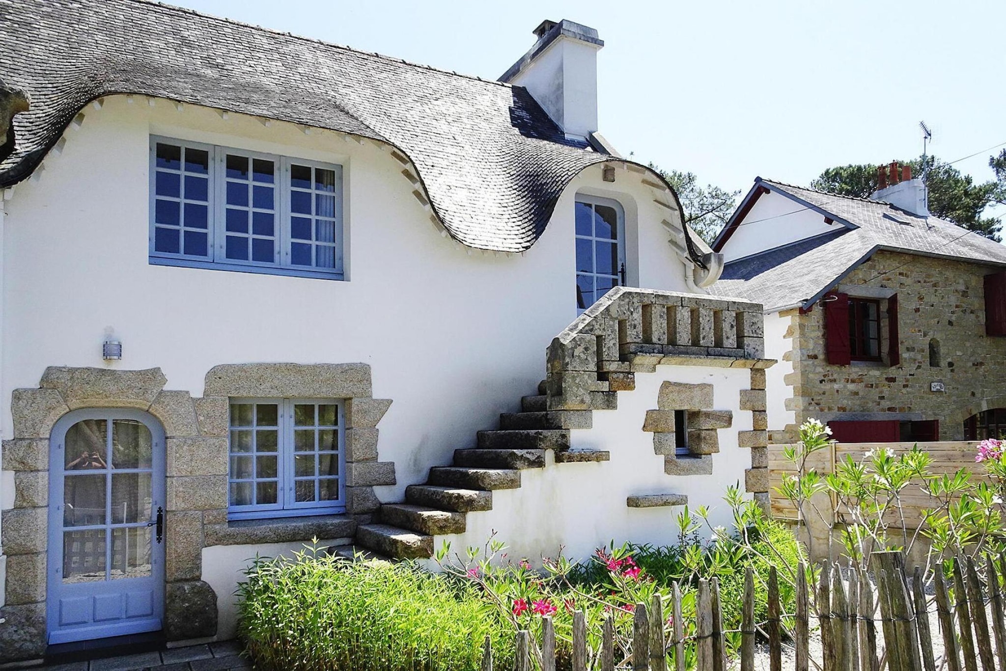Exterior Summer