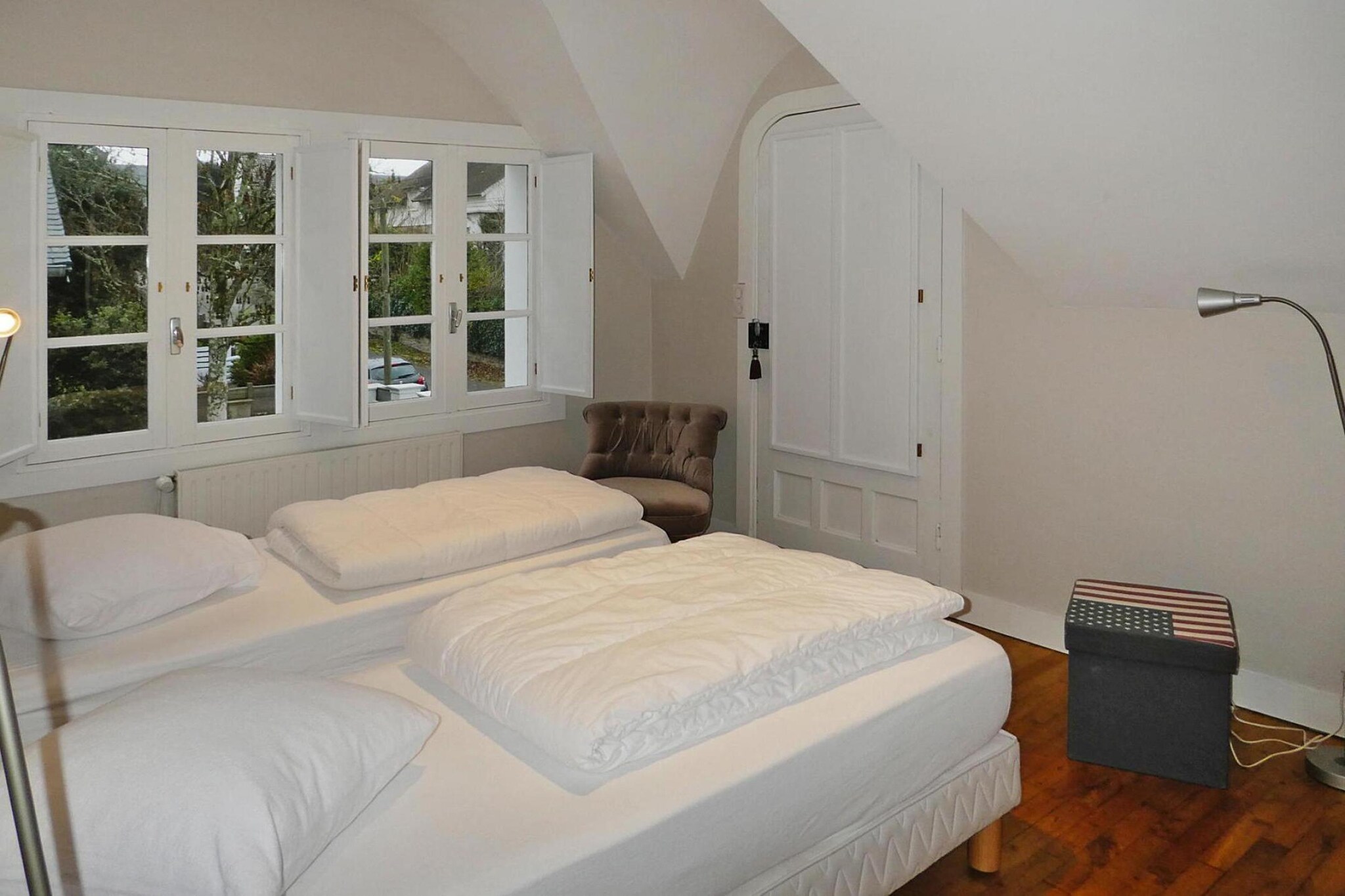 Bed Room