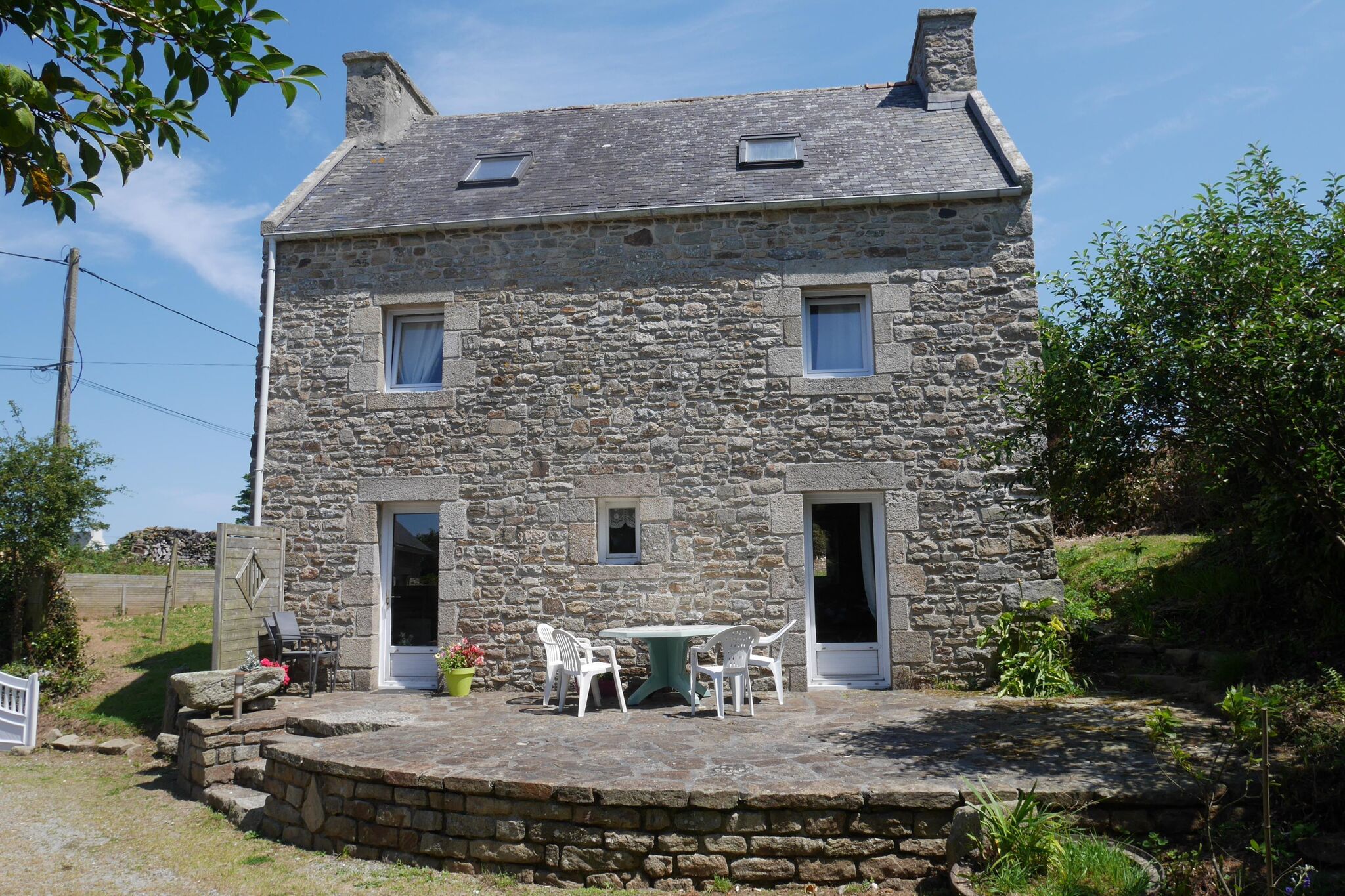 Maison en pierre de granit avec cheminée, Plouguerneau