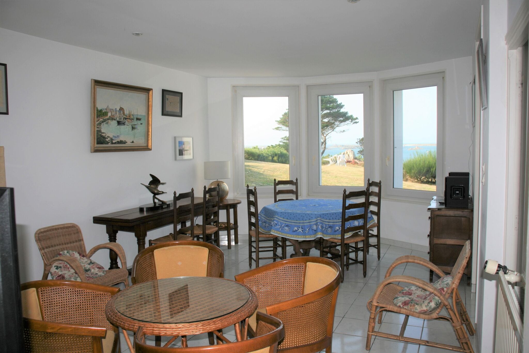 Holiday home with fantastic sea view