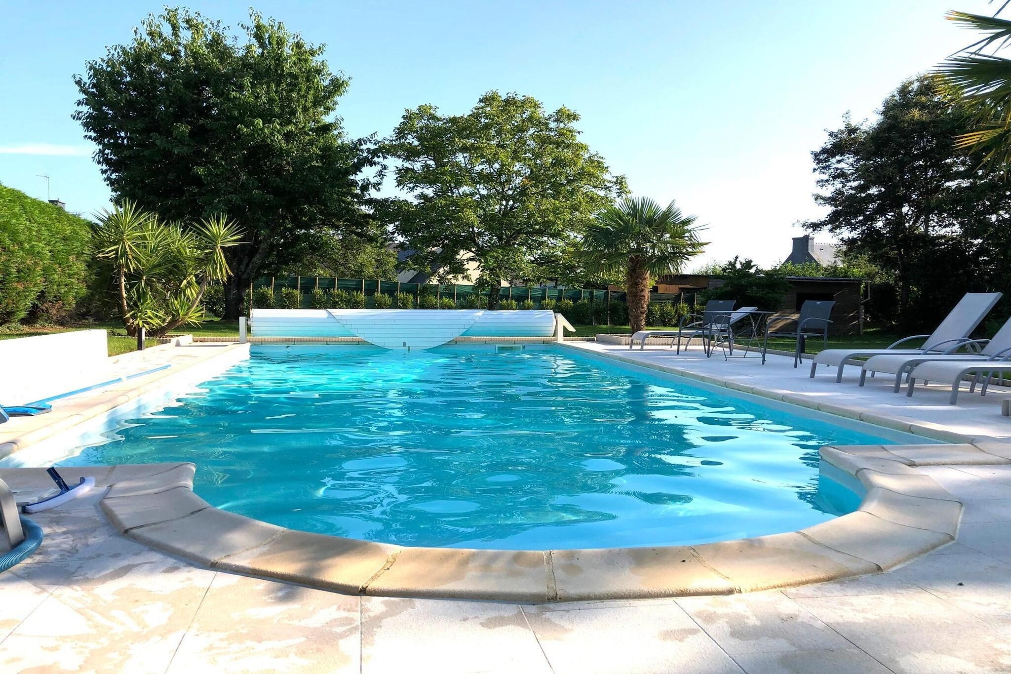 Holiday home Gouesnac'h-Zwembad