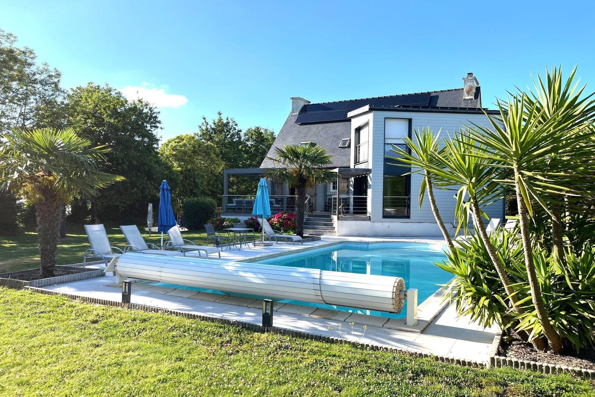 Holiday home Gouesnac'h-Buitenkant zomer