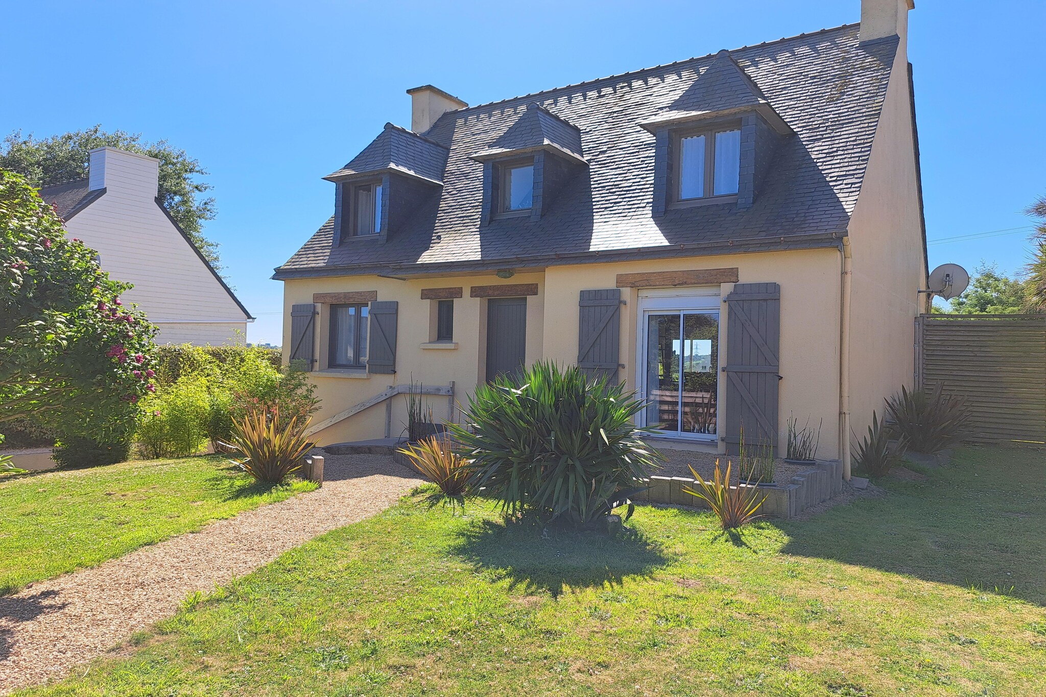 Ferienhaus Guissény-Buitenkant zomer