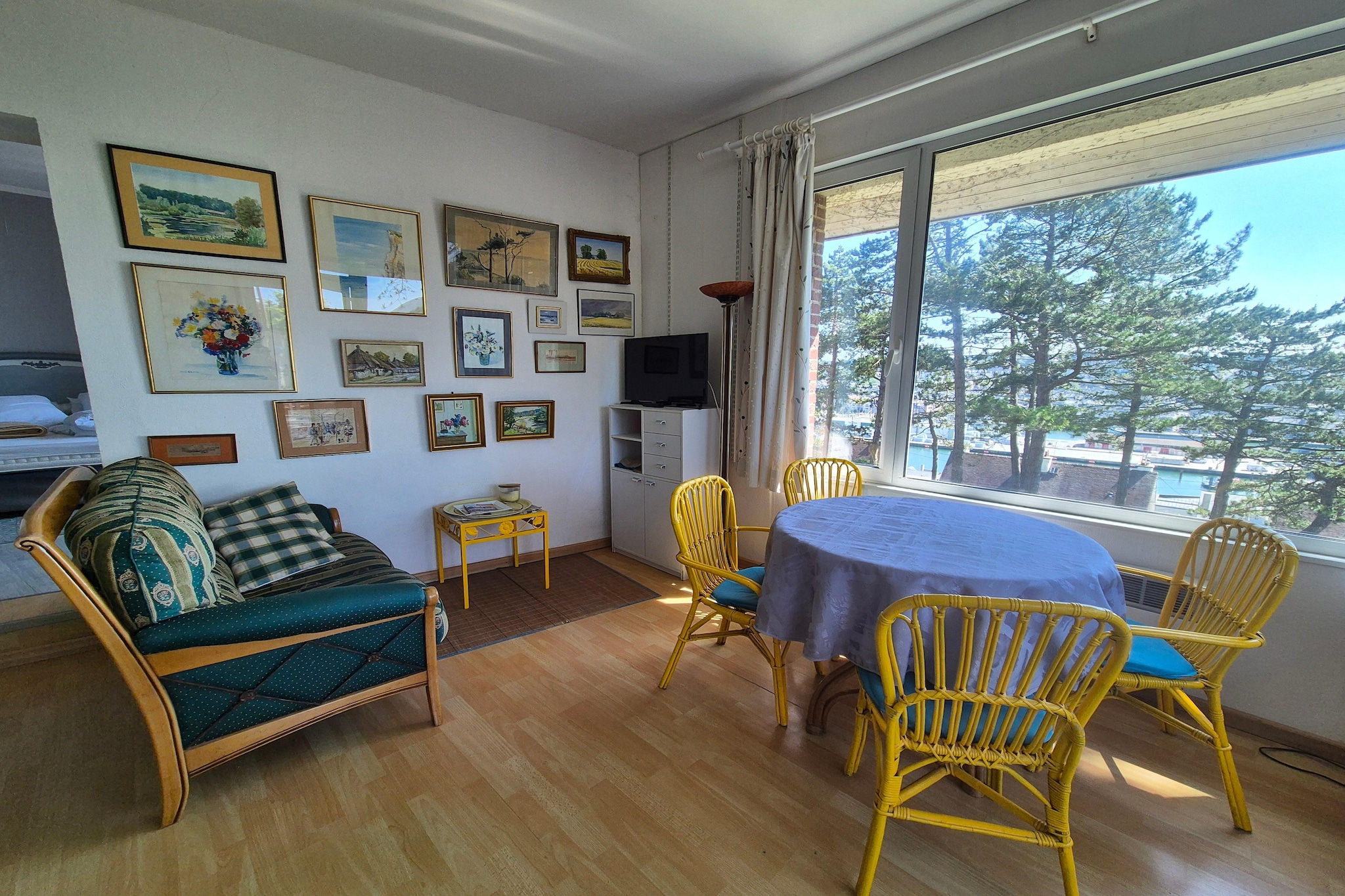 Holiday flat Fécamp-Woonkamer