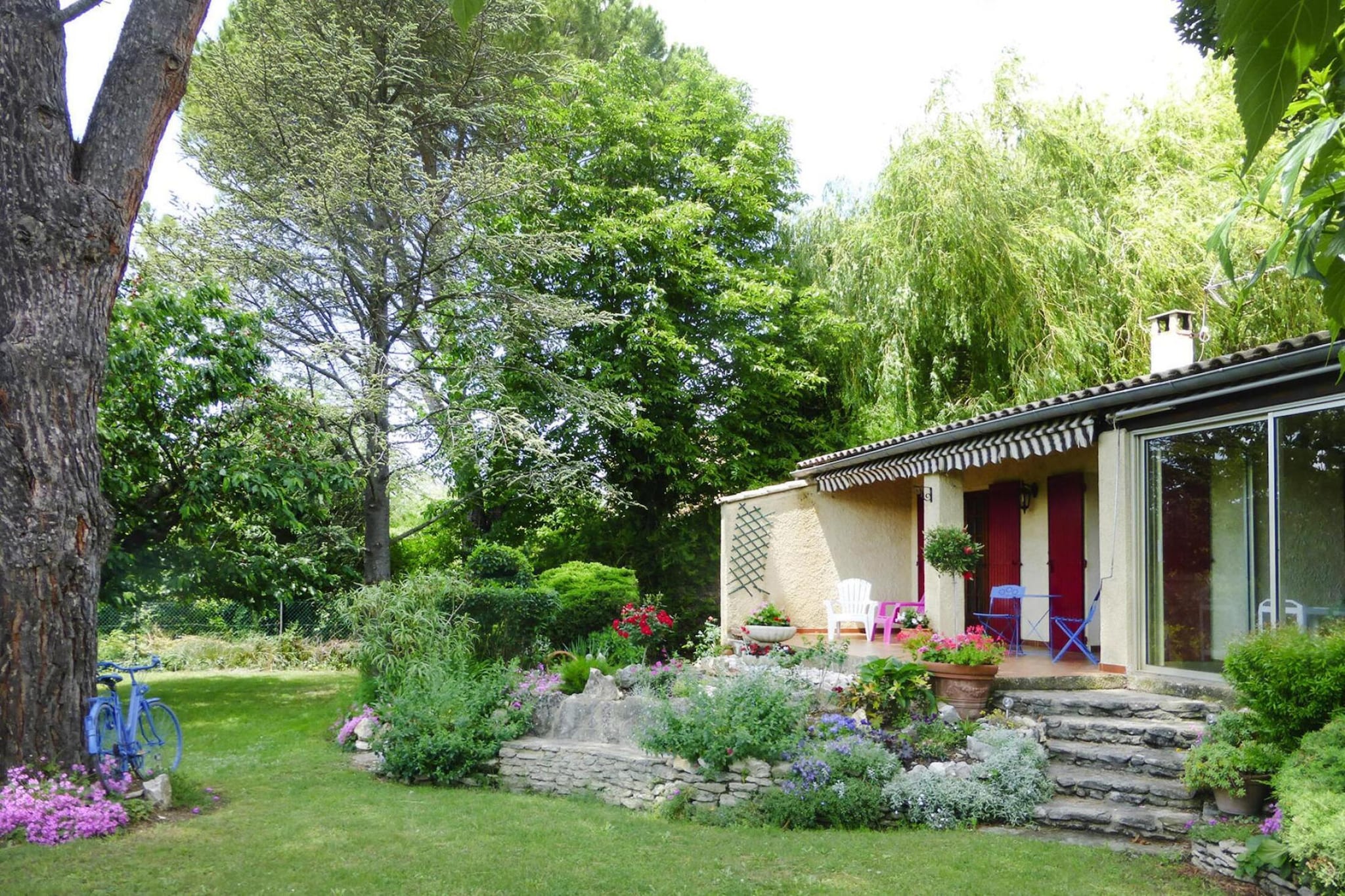 Ferienhaus in Malaucène-Uitzicht zomer