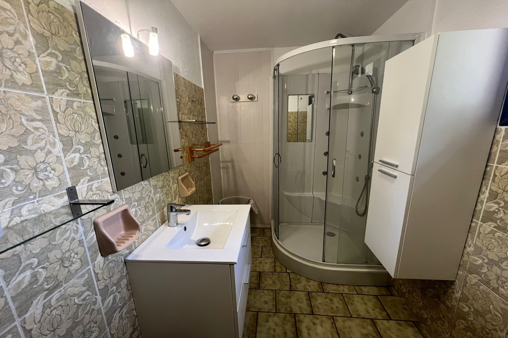 Ferienhaus in Cagnes-sur-Mer Villa Lou Pantail-Badkamer