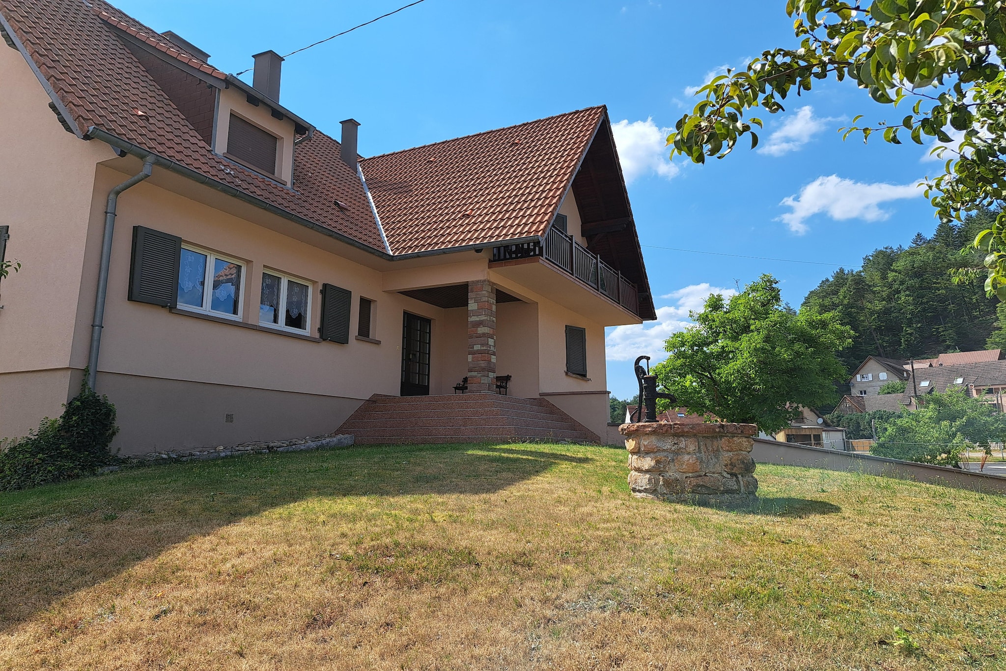 Holiday home Reipertswiller-Exterior summer
