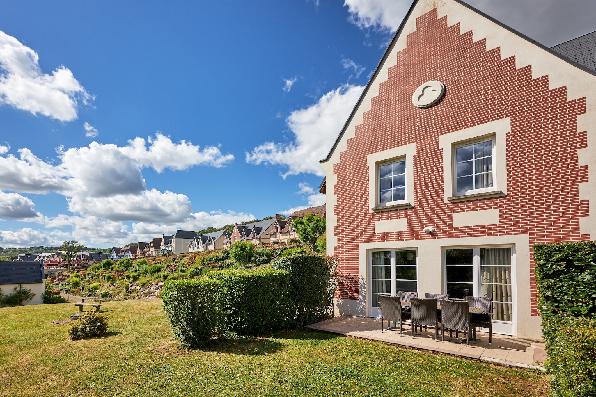 Exterior Summer