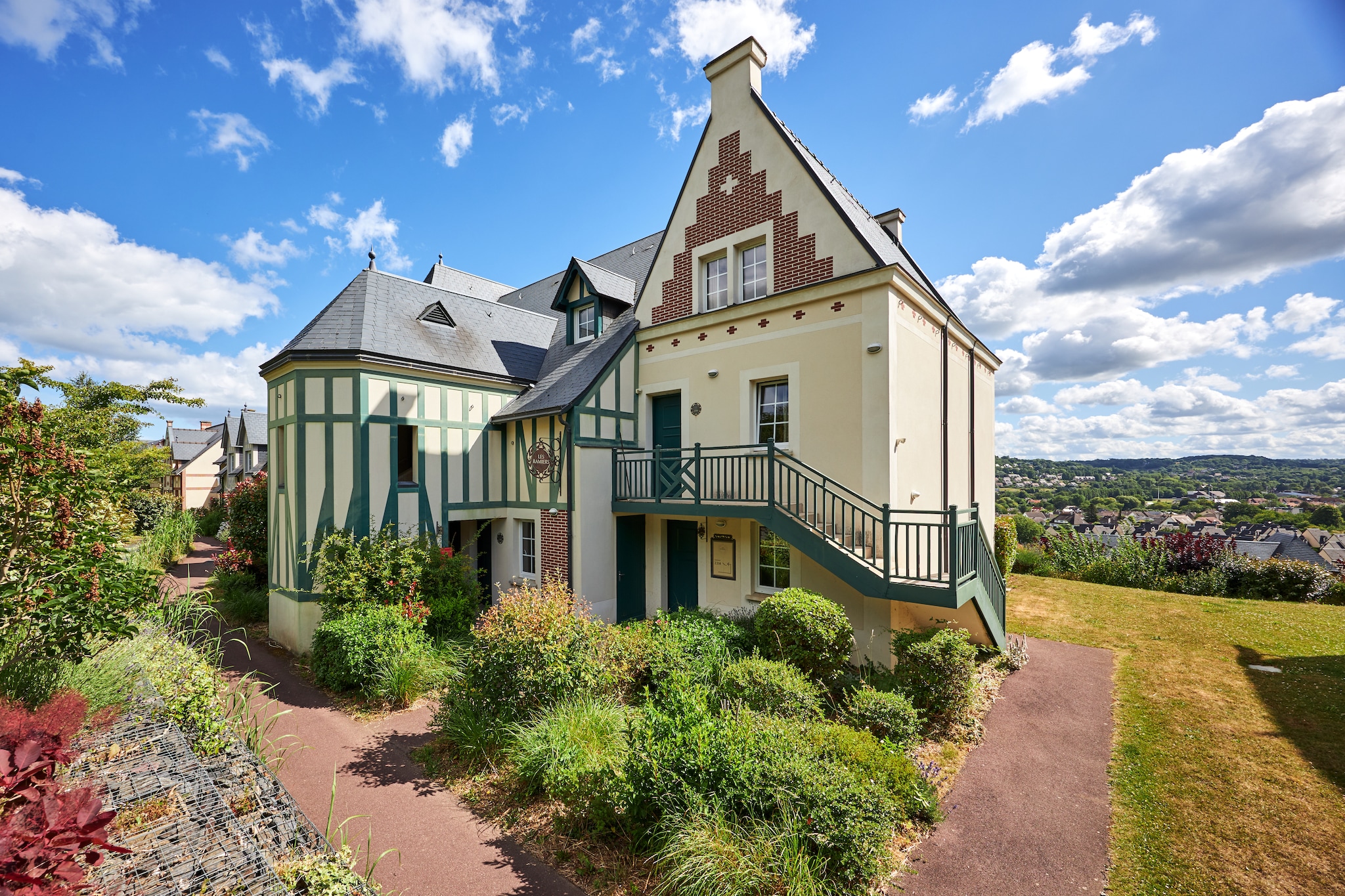 Exterior Summer
