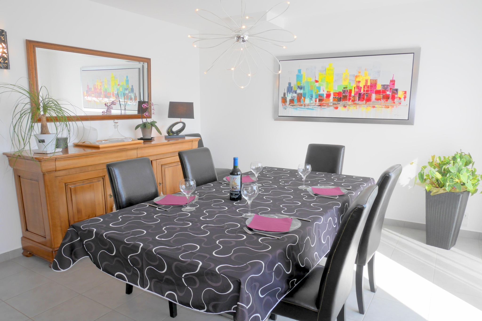 Ground floor: (open kitchen(hob(5 ring stoves, gas), electric kettle, toaster, coffee machine, oven, microwave, dishwasher, fridge, freezer), Living/diningroom(TV(flatscreen, no german television channels), CD player), Bedroom with bathroom(double bed(140 x 190 cm), shower), toilet)\n\nOn the 1st floor: (Bedroom with bathroom(double bed(160 x 200 cm), bath tub), toilet, roof terrace)\n\nwashing machine, heating(electric, floor heating), terrace, garden(fenced, 700 m2), garden furniture, sun loungers, BBQ, parking, parasol, air to air heatpump, lounge set, Towels/Sheets (Incl.)