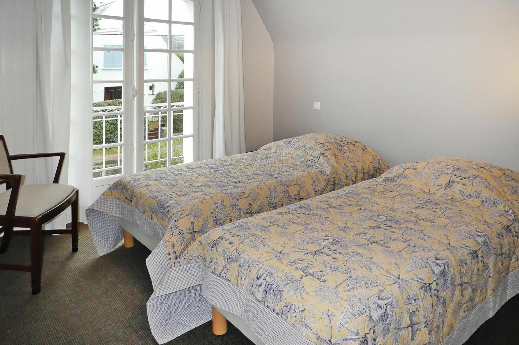 Bed Room