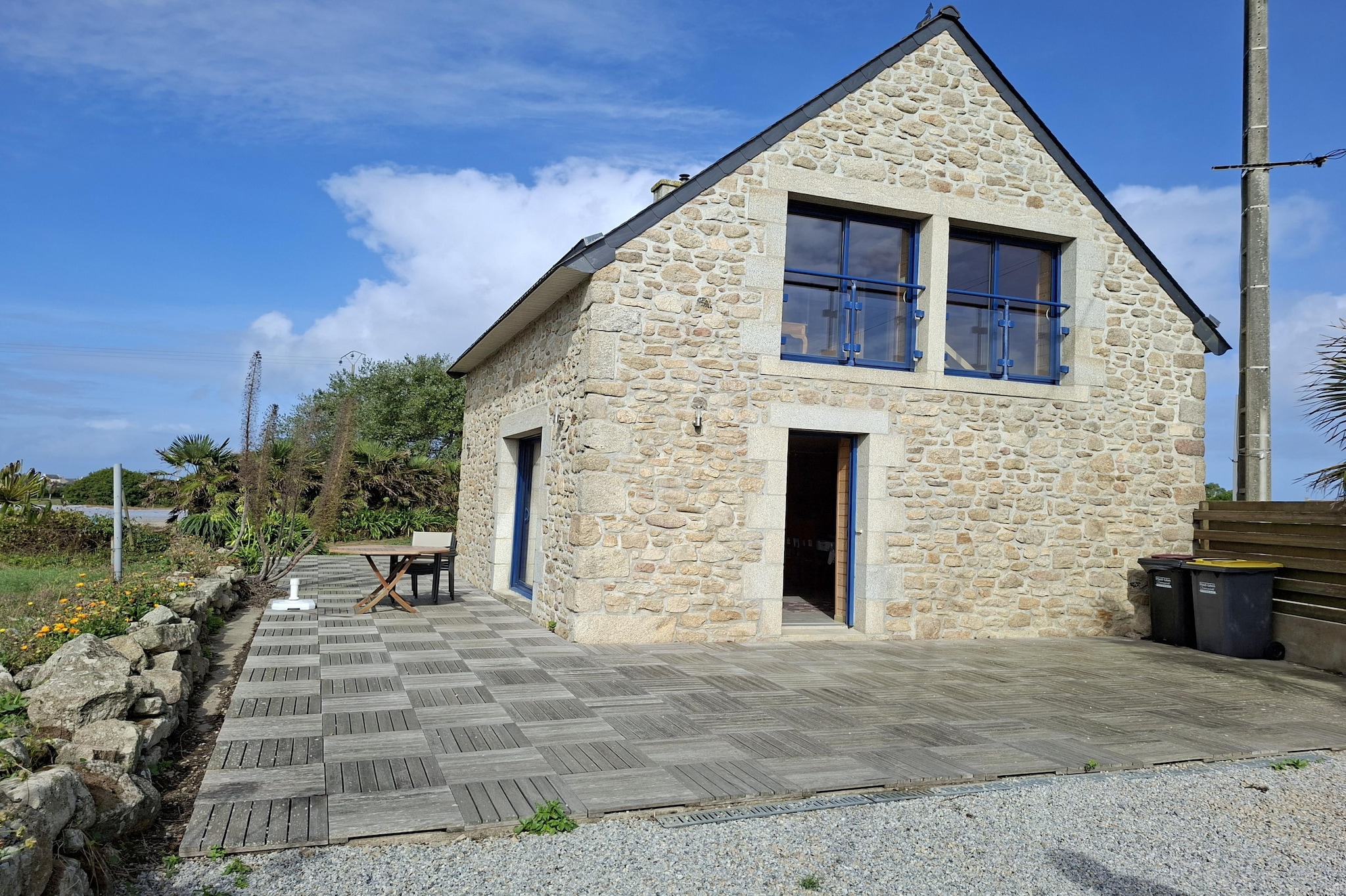 Ferienhaus mit teils Meerblick Cléder - Buitenkant zomer