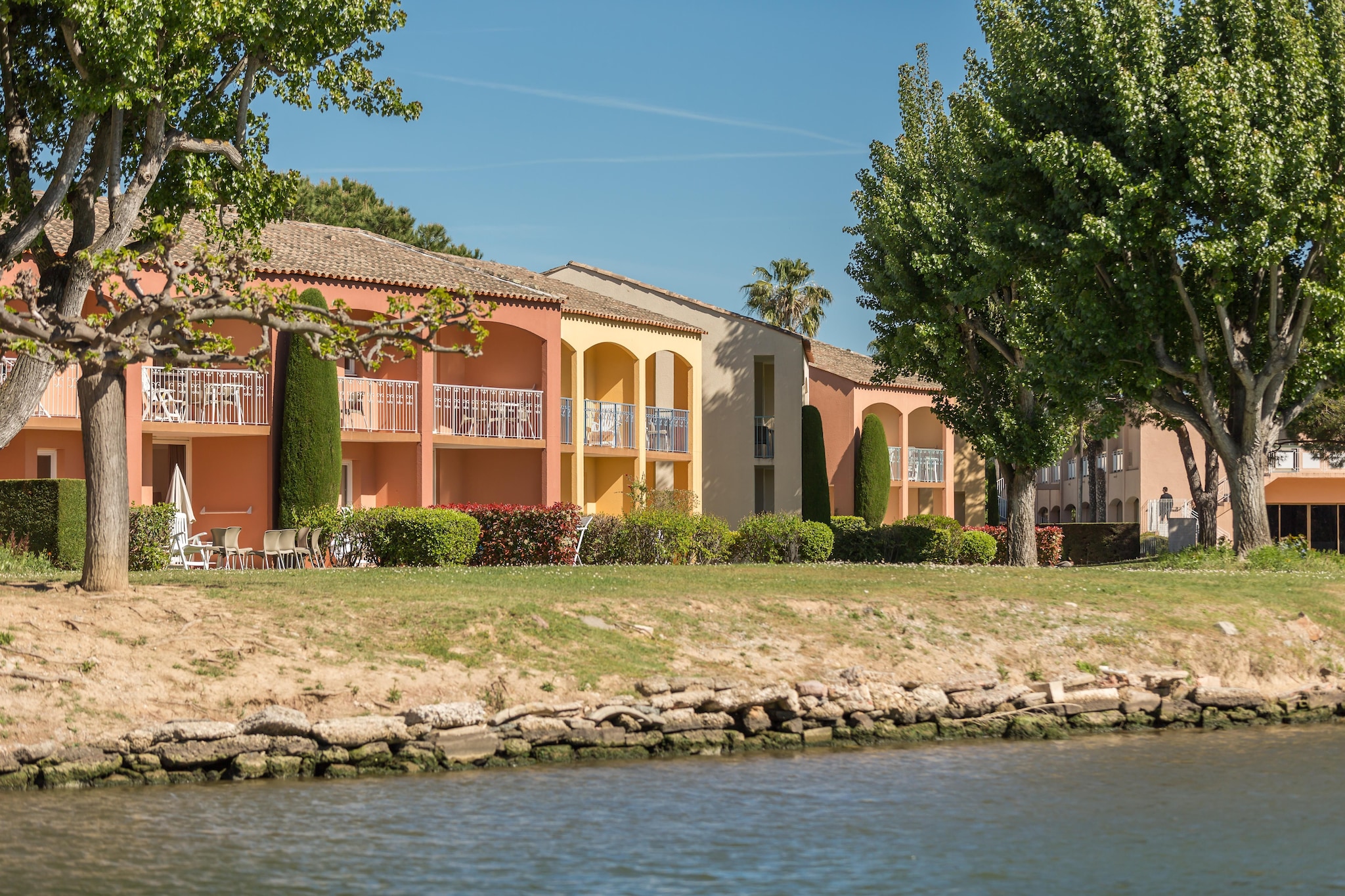 Exterior Summer