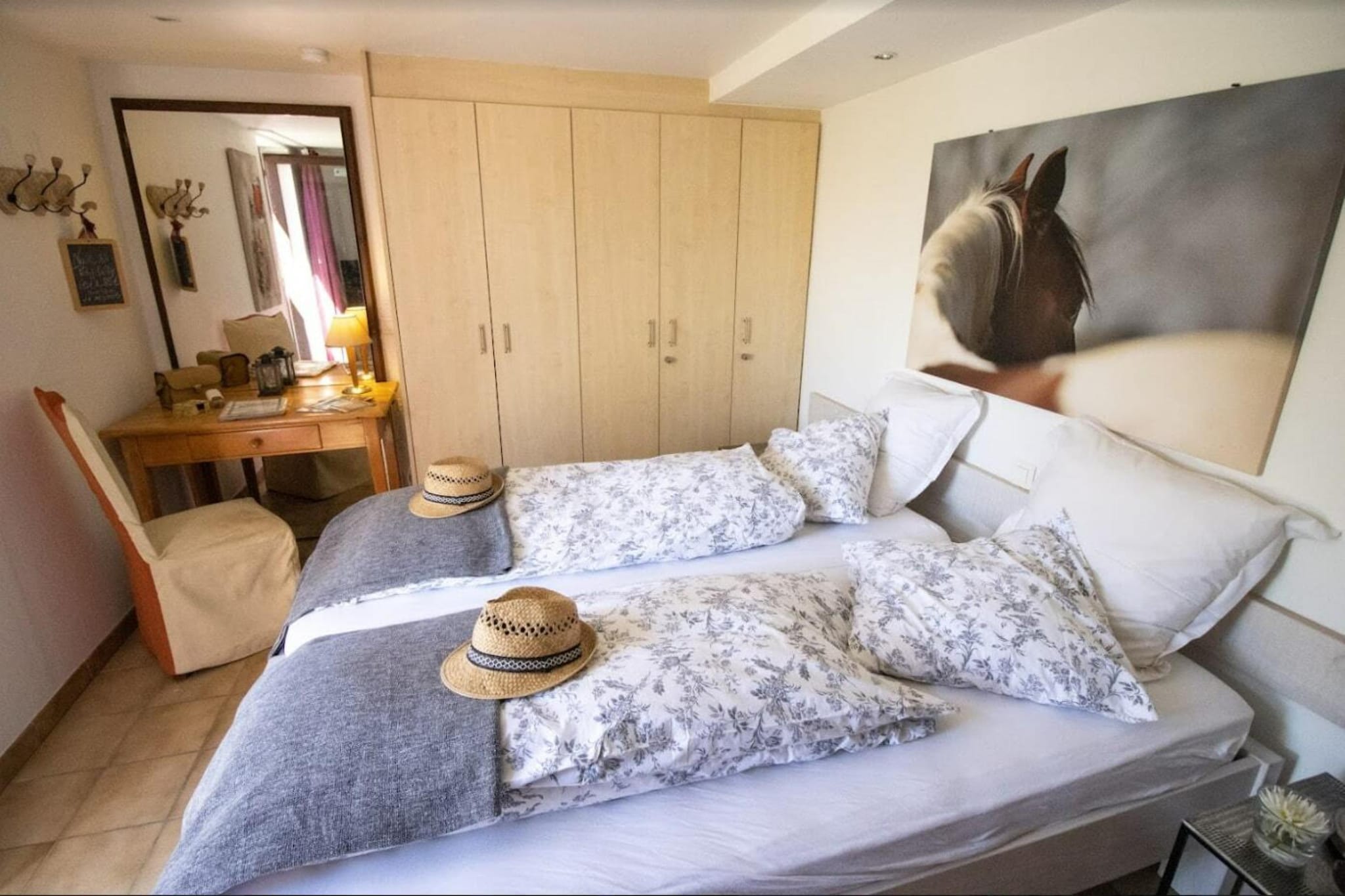 Bed Room