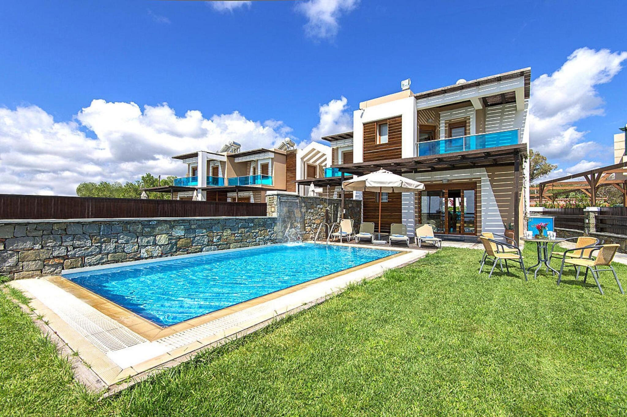 Villas Horizon Line / Villa Alia / Kiotari-Zwembad