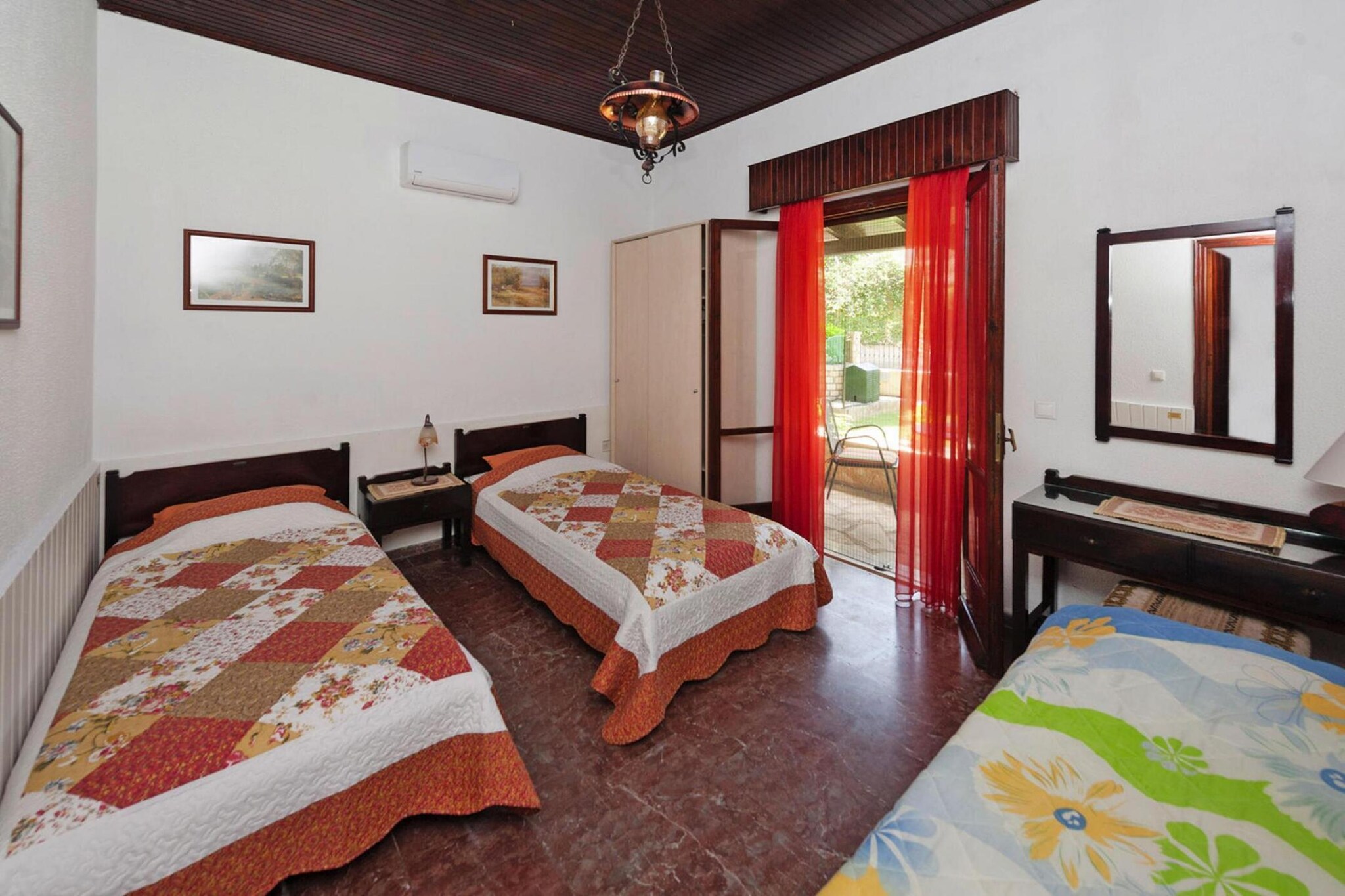 Bed Room
