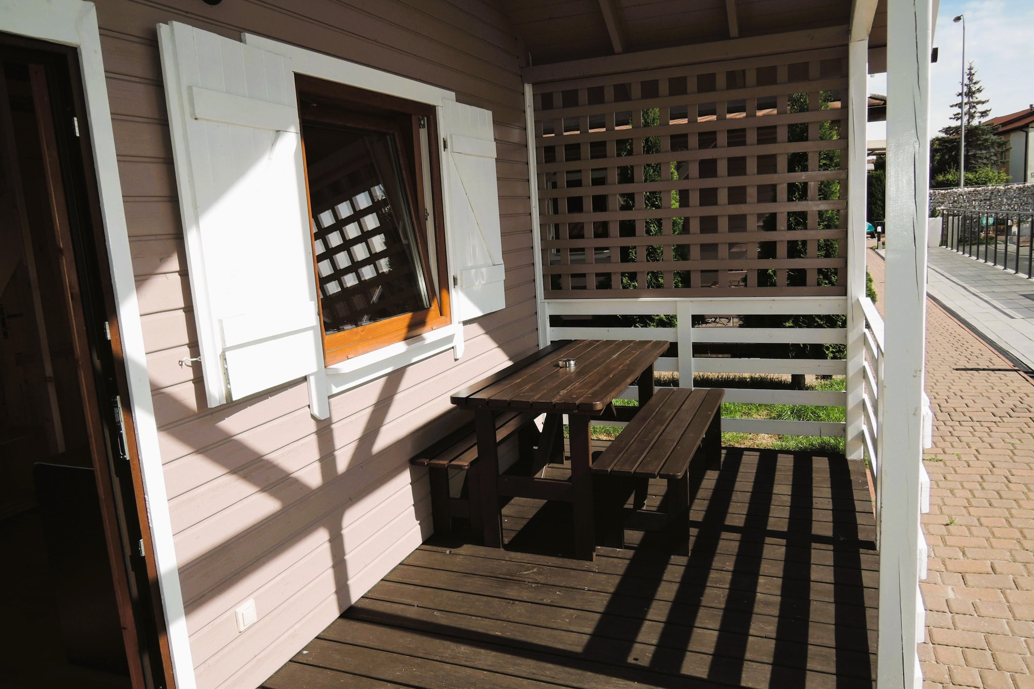 Domy wakacyjne w Międzyzdrojach z podgrzewanym basenem-Terrace balcony