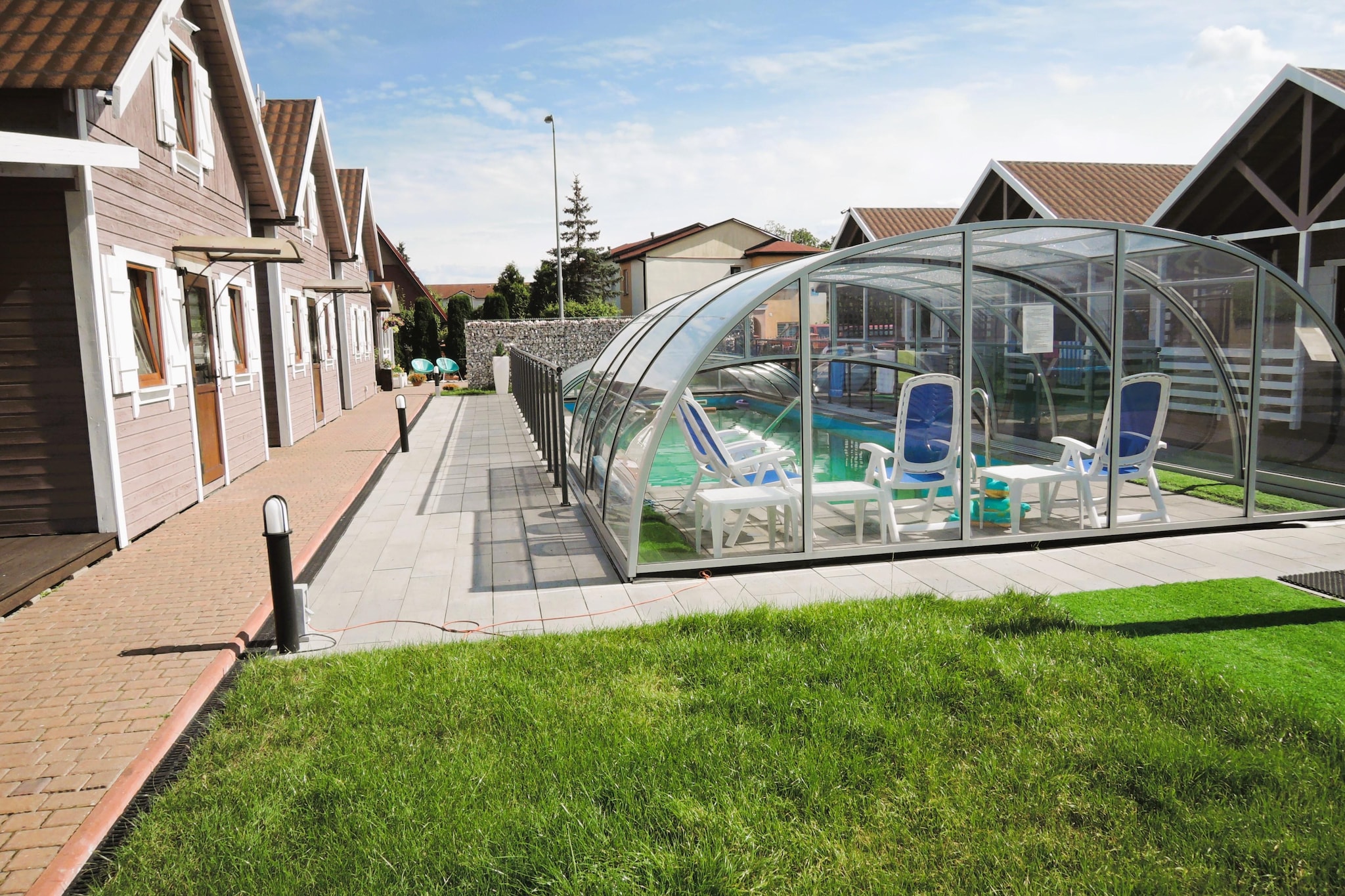 Domy wakacyjne w Międzyzdrojach z podgrzewanym basenem-Swimming pool