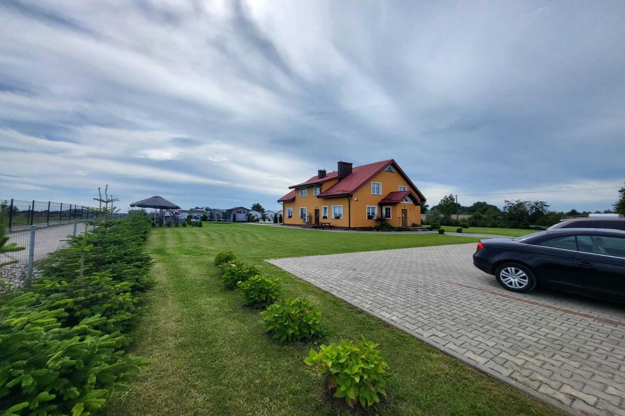 Exterior Summer