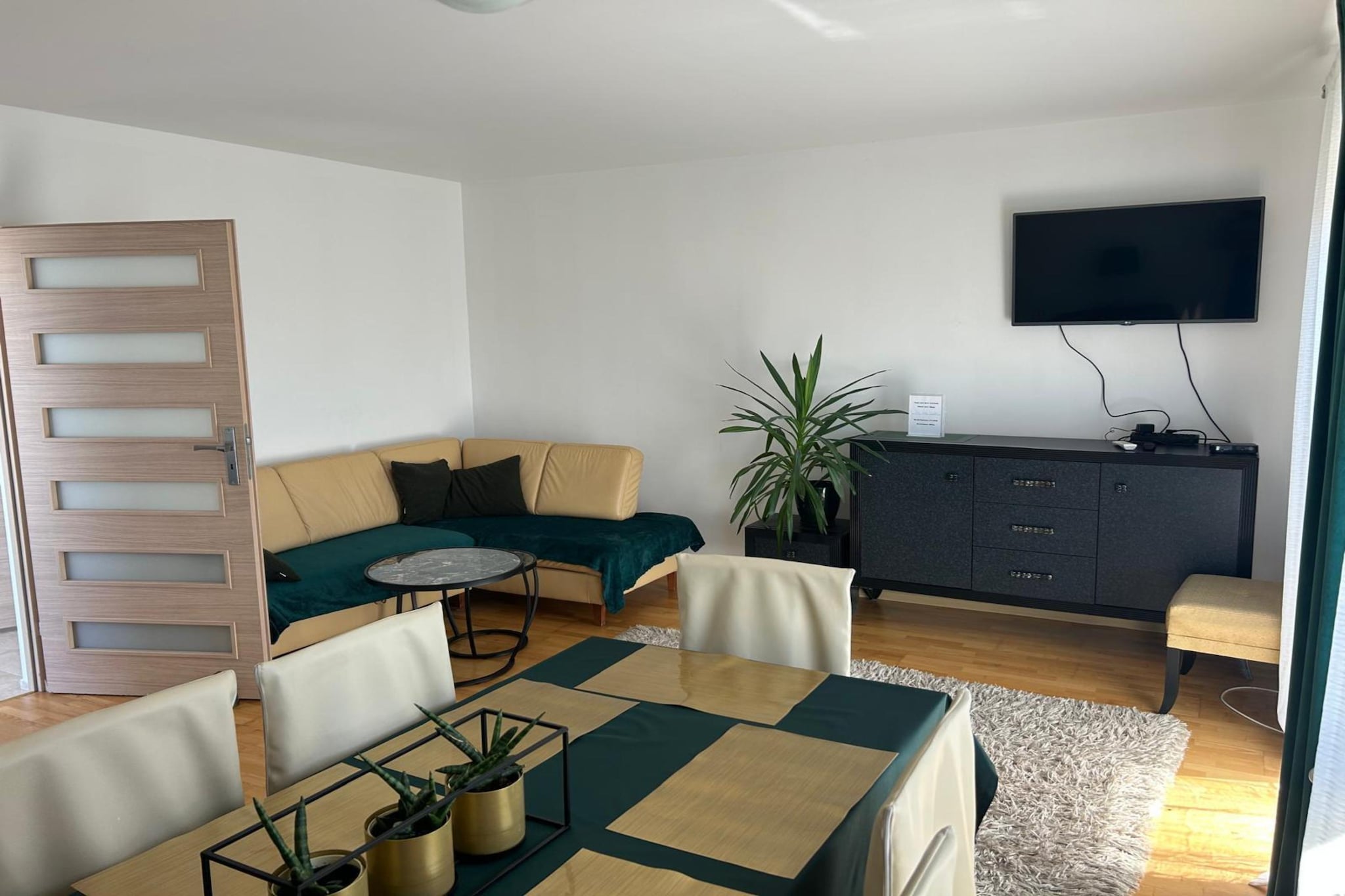Holiday spacious modern flat in Dabrowa