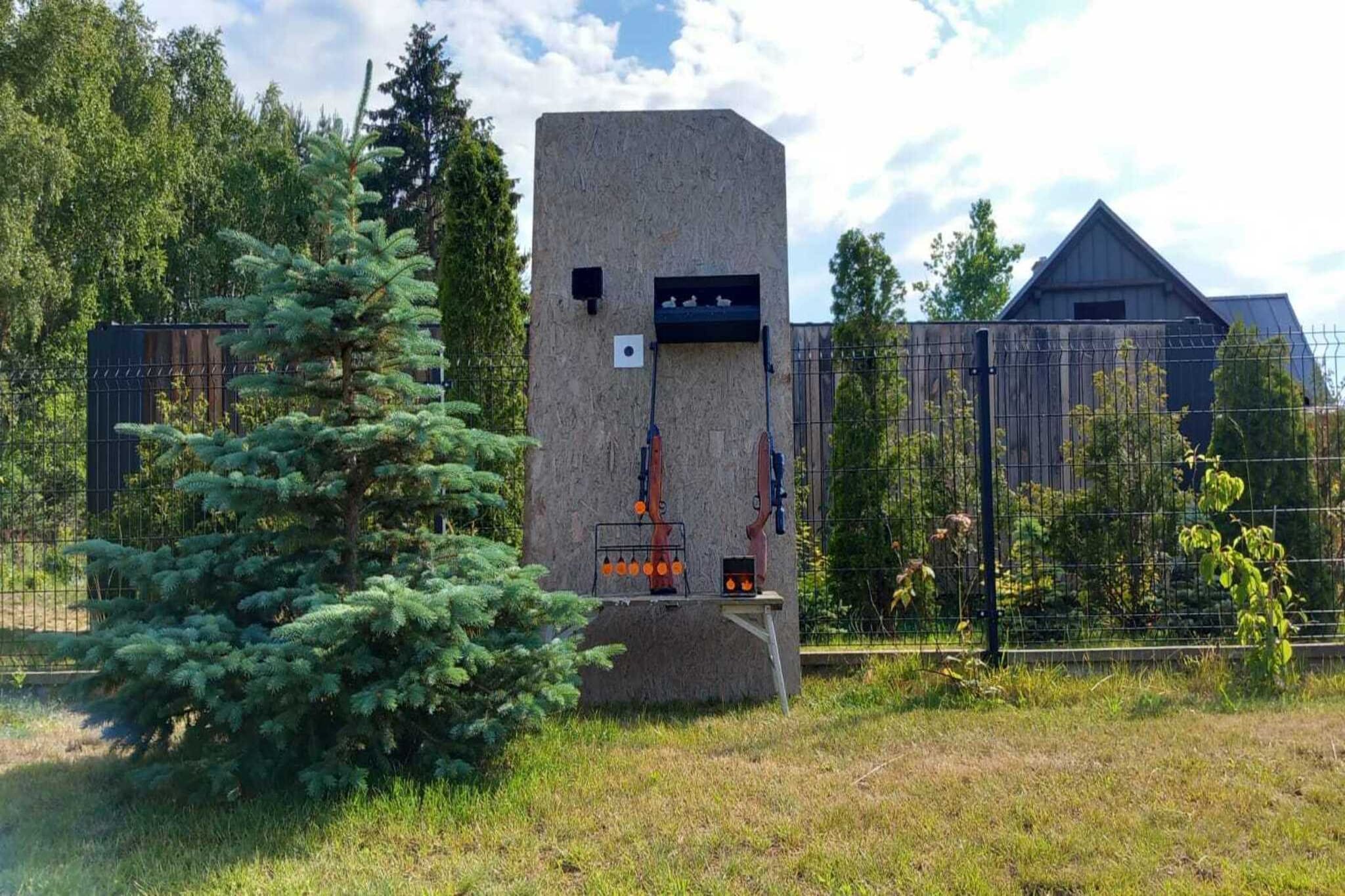 HolidayHouse with the big tarasse&garden in Kolczewo LIT-Außenbereich Sommer