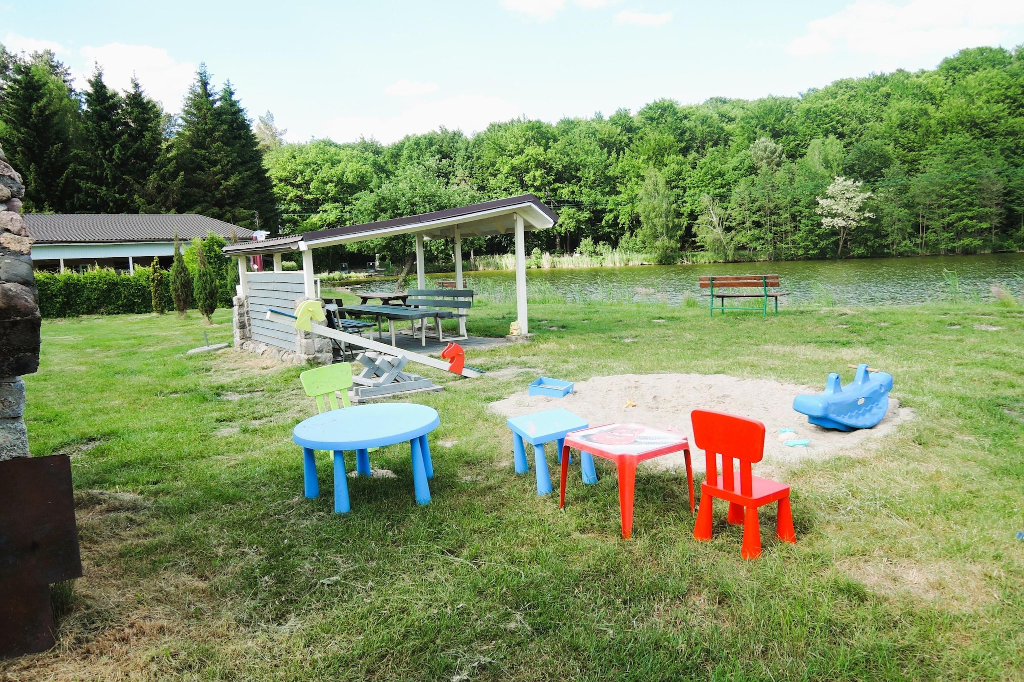 Holiday complex in Jezierzyce by Szczecin at the lake 30 qm for 4 persons Typ C Zolty - Parkfaciliteiten