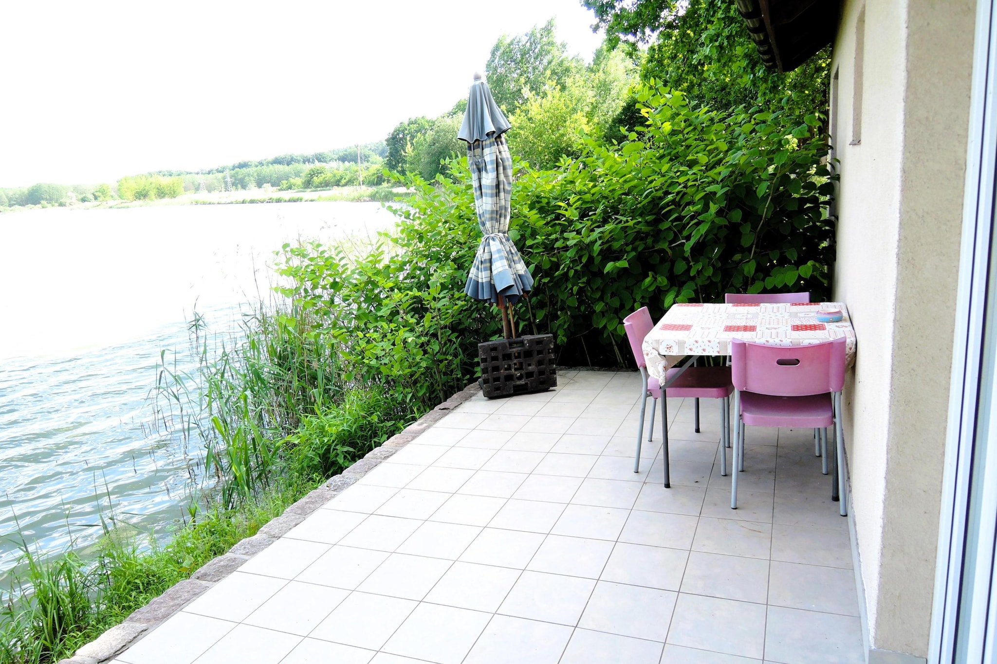 Holiday complex in Jezierzyce by Szczecin at the lake 30 qm for 4 persons Typ C Zolty - Terrasbalkon