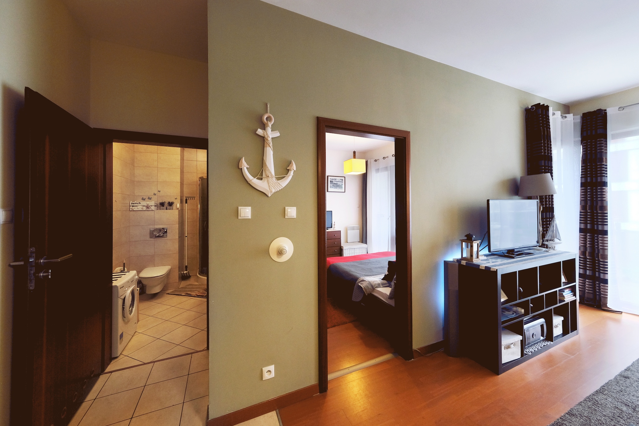 On the 1st floor: (Kitchenette(hob(4 ring stoves, induction), electric kettle, toaster, coffee machine, oven, microwave, dishwasher, fridge-freezer), Living/bed room(double sofa bed, TV(cable)), bedroom(double bed), bathroom(shower, washbasin, toilet))\n\nwashing machine, balcony, heating(floor heating), terrace, garden furniture, parking, lift, ironing board