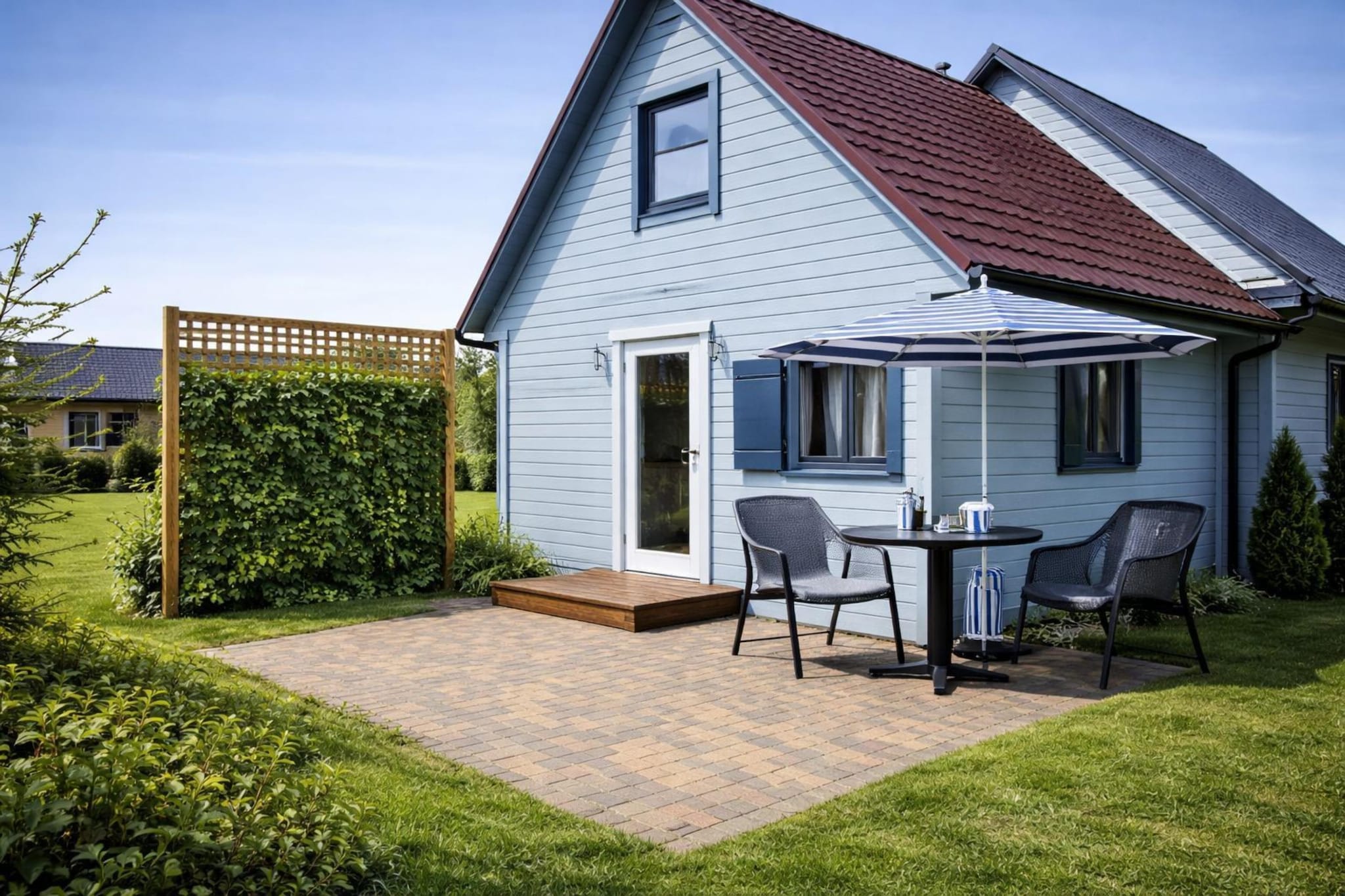 Exterior Summer