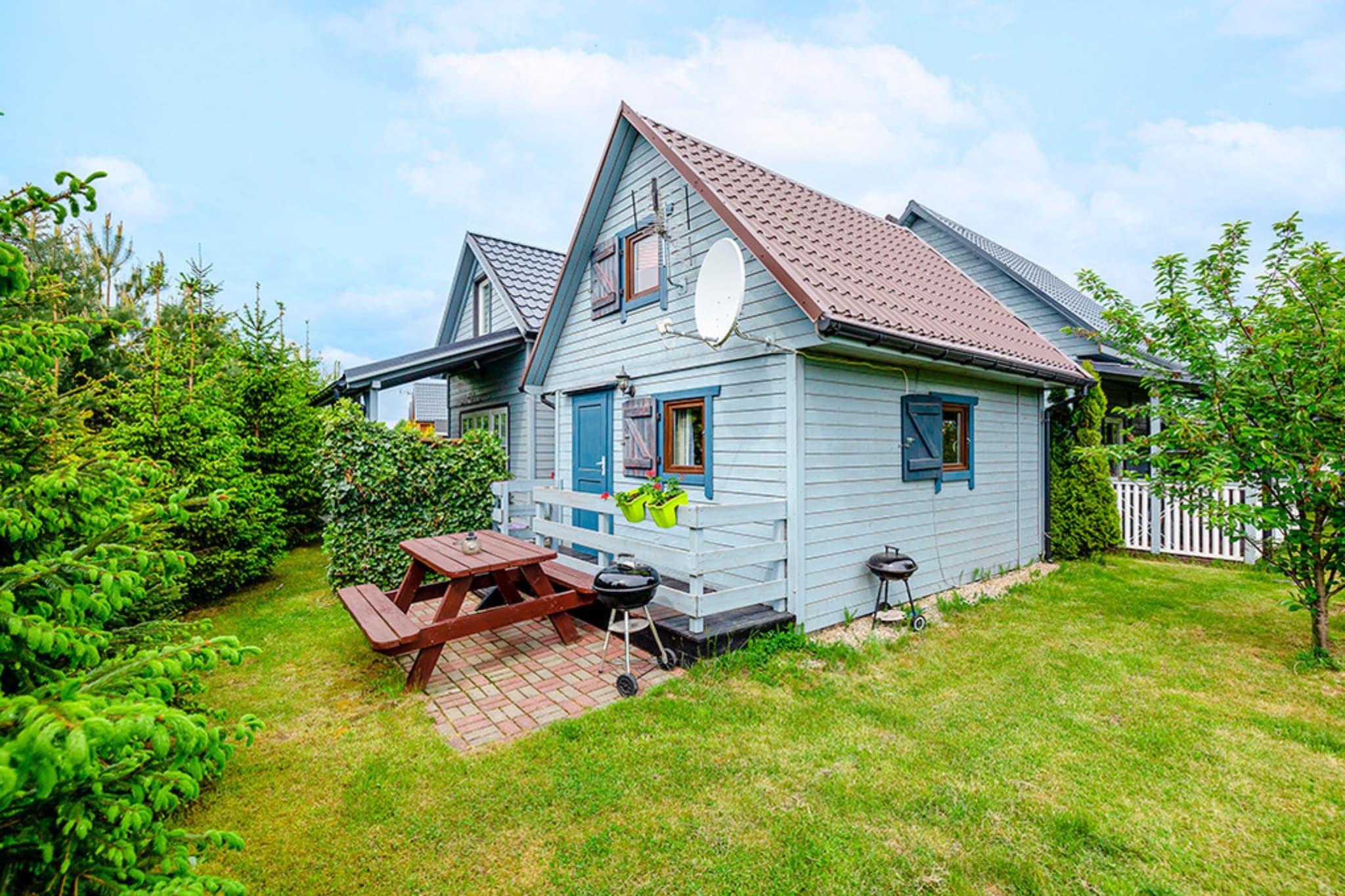 Exterior Summer