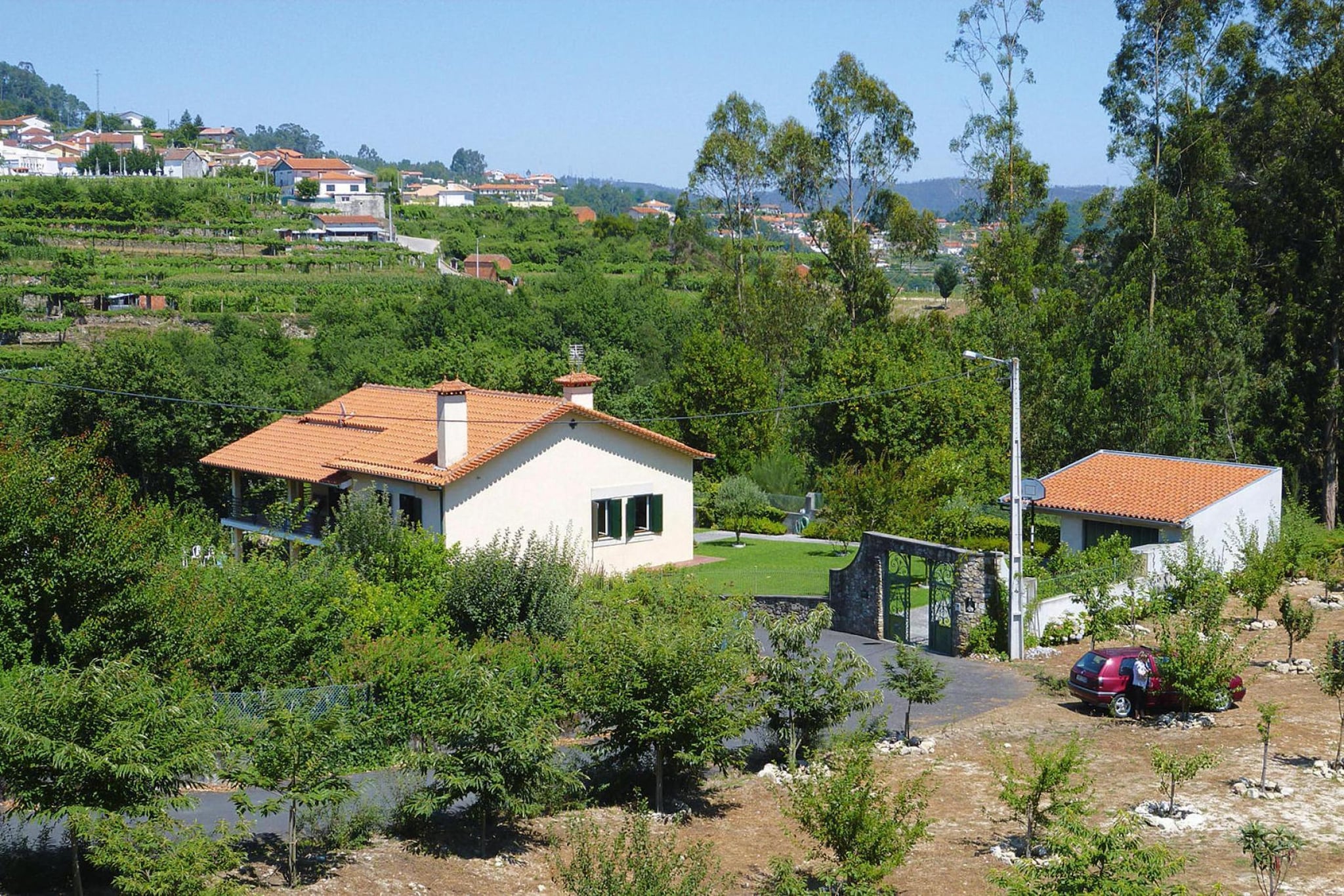 Holiday home Vale de Cambra - Rôge-Buitenkant zomer
