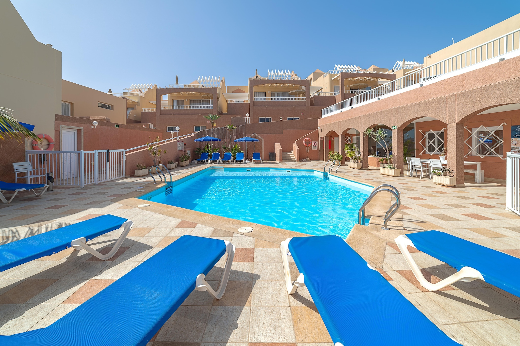 "The holiday villas of Monte Solana are located slightly higher on the Cornisa de JandÃa, with sea views. The facility is located in the south of Fuerteventura in the lively but original coastal town of Morro Jable. From the holiday villa you have a beautiful view of the wide sandy beach of JandÃa and you can spend a varied and relaxing holiday Numerous shops along the coastal road of Jandia invite you to go shopping Morro Jable (the original fishing village) and JandÃa (the ""new"" place) are among the largest tourist centers on Fuerteventura.A light sandy beach (behind protected salt marshes) is the attraction.Special restaurants and a variety of shopping opportunities abound in Morro Jable.

Details: Consumption-based energy costs, bed linen, towels, final cleaning Use of the wellness area with sauna, Turkish bath, steam bath and hydro massage

Activities nearby: For a fee: massages, acupuncture, excursions with the sailing yacht ""Villa Monte Solana"" (12 m) Mobility: Not suitable for people with reduced mobility

About Belvilla

At Belvilla, you experience holidays exactly the way you want. Choose from an extensive range of holiday homes, apartments and caravan parks from Europe to Florida. From a cabin by the Norwegian fjord to an exclusive villa on the CÃ´te d'Azur, and from an apartment in Rome to a country estate in Tuscany. At Belvilla you will find the perfect holiday home for an unforgettable time with your family, partner or friends. You will also find holiday homes for larger groups, spread across various regions in Europe.

Belvilla offers a wide variety of holiday homes: small and cosy with a sauna or spacious with an outdoor pool, roof terrace and numerous bedrooms. At Belvilla, for example, you can choose from holiday homes in prime locations, with luxury amenities and homes particularly suitable for families. Of course, many holiday homes also have a space reserved for your dog. You can choose from practical holiday homes in popular holiday destinations, city houses in cosmopolitan cities such as Venice or Rome, dreamy holiday homes in top locations and spacious holiday homes with unique furnishings. Besides holiday homes by the sea, Belvilla also offers holiday homes with swimming pool and/or wellness facilities."