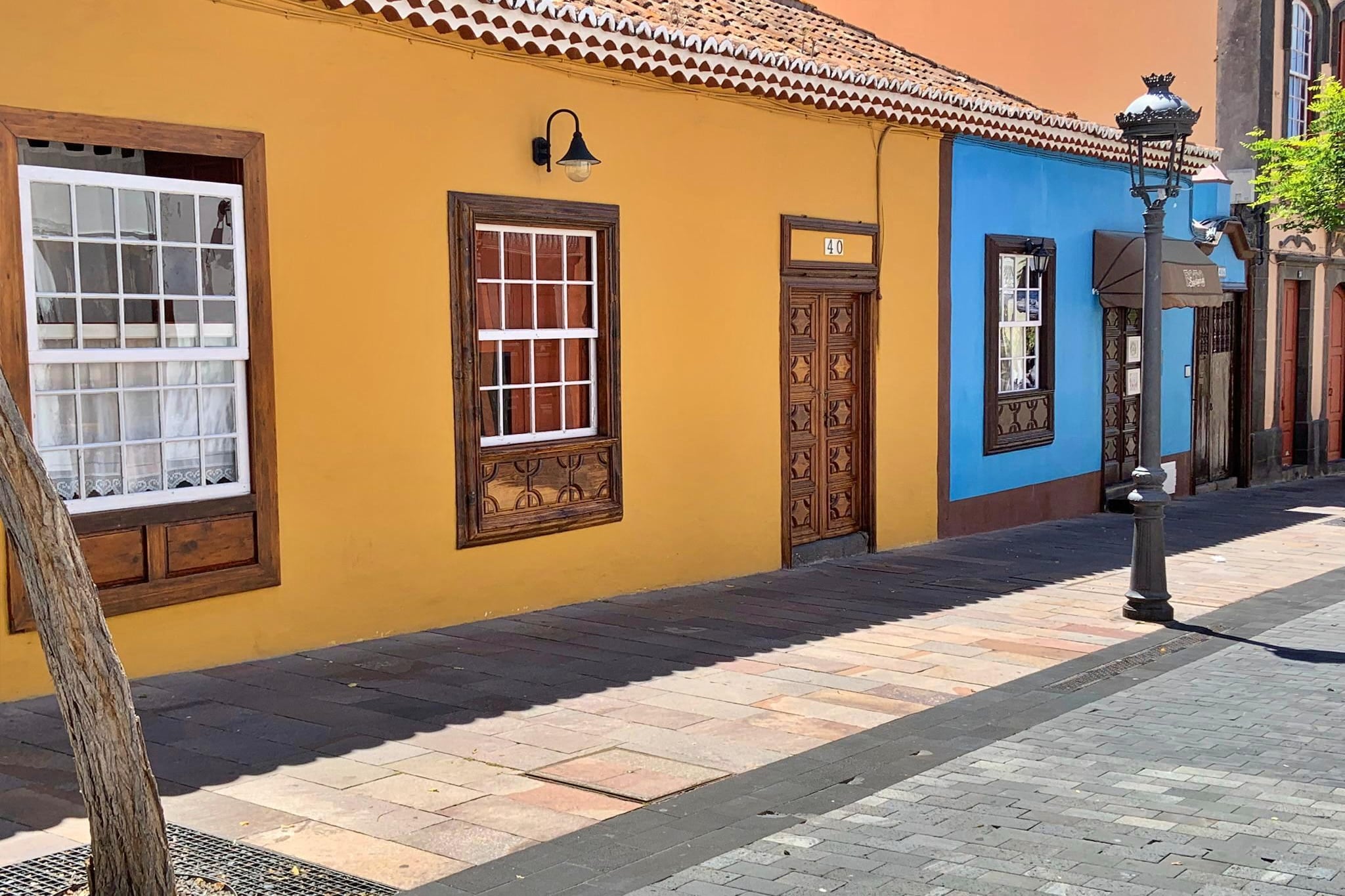 Apartment Atico La Plaza - Buitenkant zomer