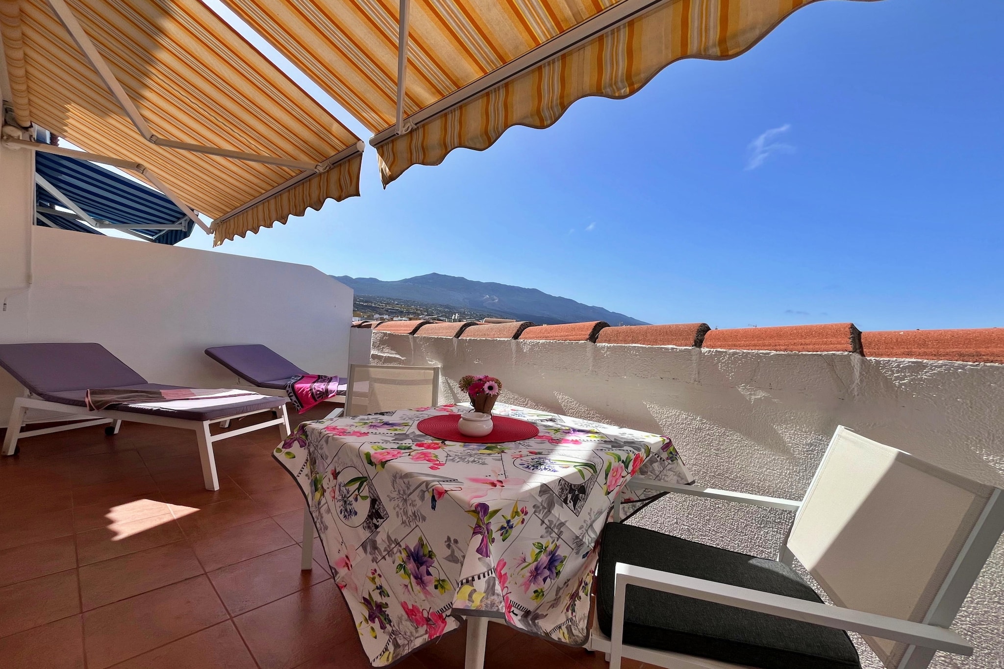 Apartment Atico La Plaza - Terrasbalkon