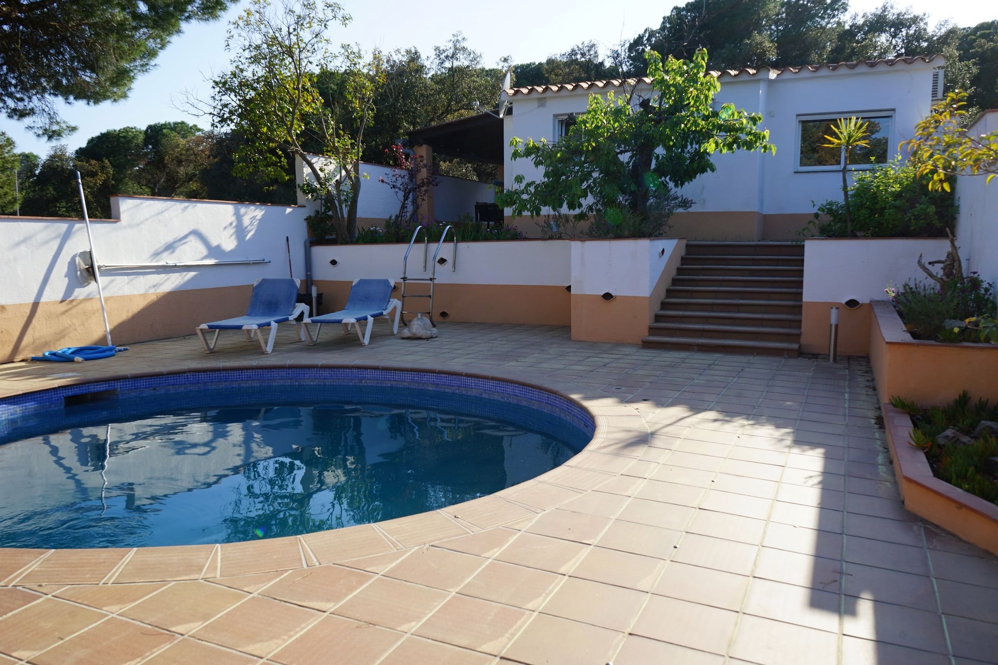 You are in a comfortable holiday home in the tranquil Santa Cristina d'Aro in Catalonia Inland where you can soak in the sun on the recliners while having a laid-back day or can savour a refreshing dive in the private swimming pool and beat the heat in style. You can plan open-air barbecue nights and enjoy delicious grilled food together in the dining area outdoors.

The city centre is 1 km away where you will also find restaurants. A golf club is only a short drive away. Only a half an hour drive from your stay lies the city of Girona. Massís de les Cadiretes is a beautiful massif in the Spain region at 18 km. Check out nature preserve Muntanyes de Begur at 33 km.

There is free WiFi in this air-conditioned home and 1 parking spot is available on the premises.

The nearest airport is 25 km away.