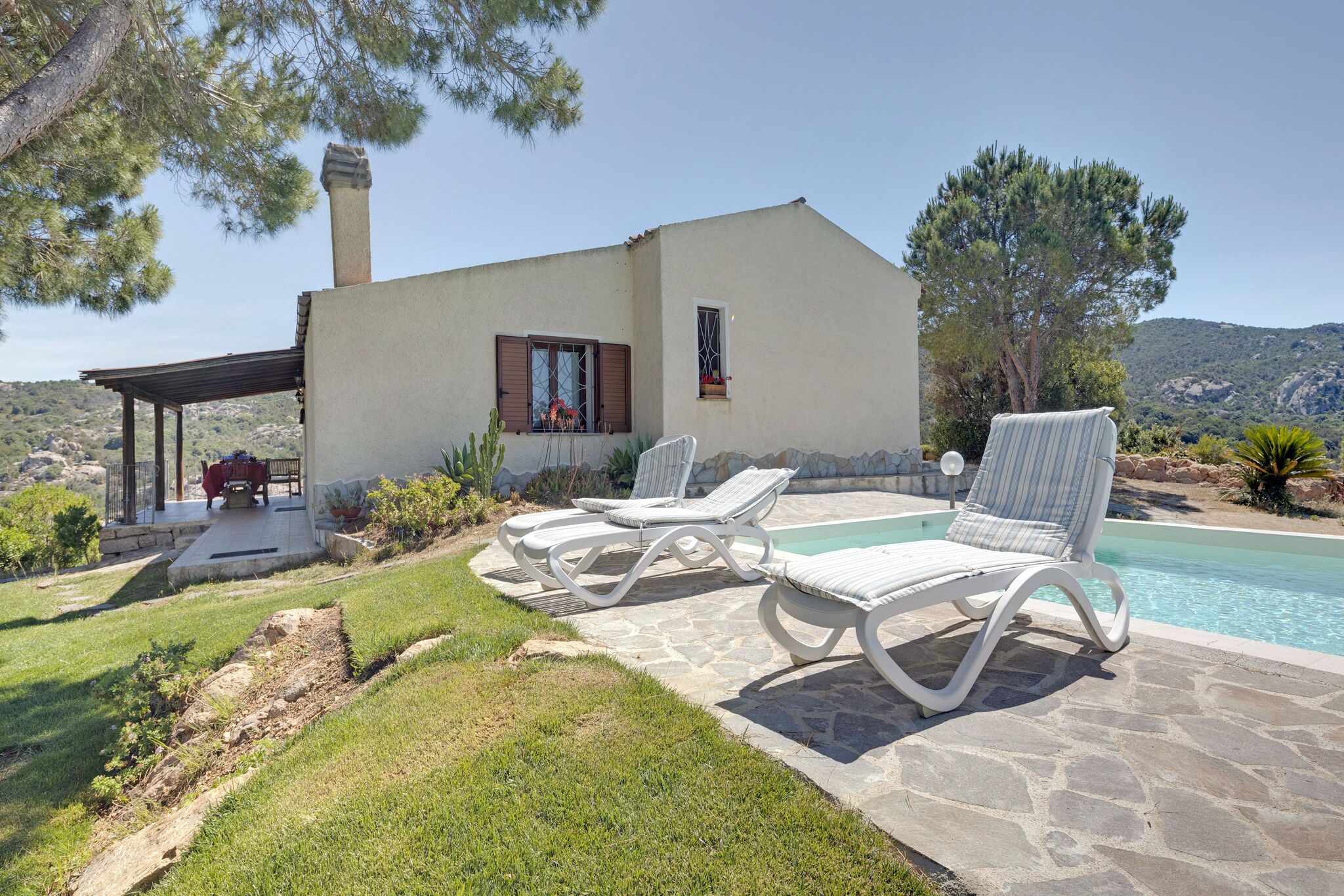 Villa luxueuse avec piscine privée et bain à bulles