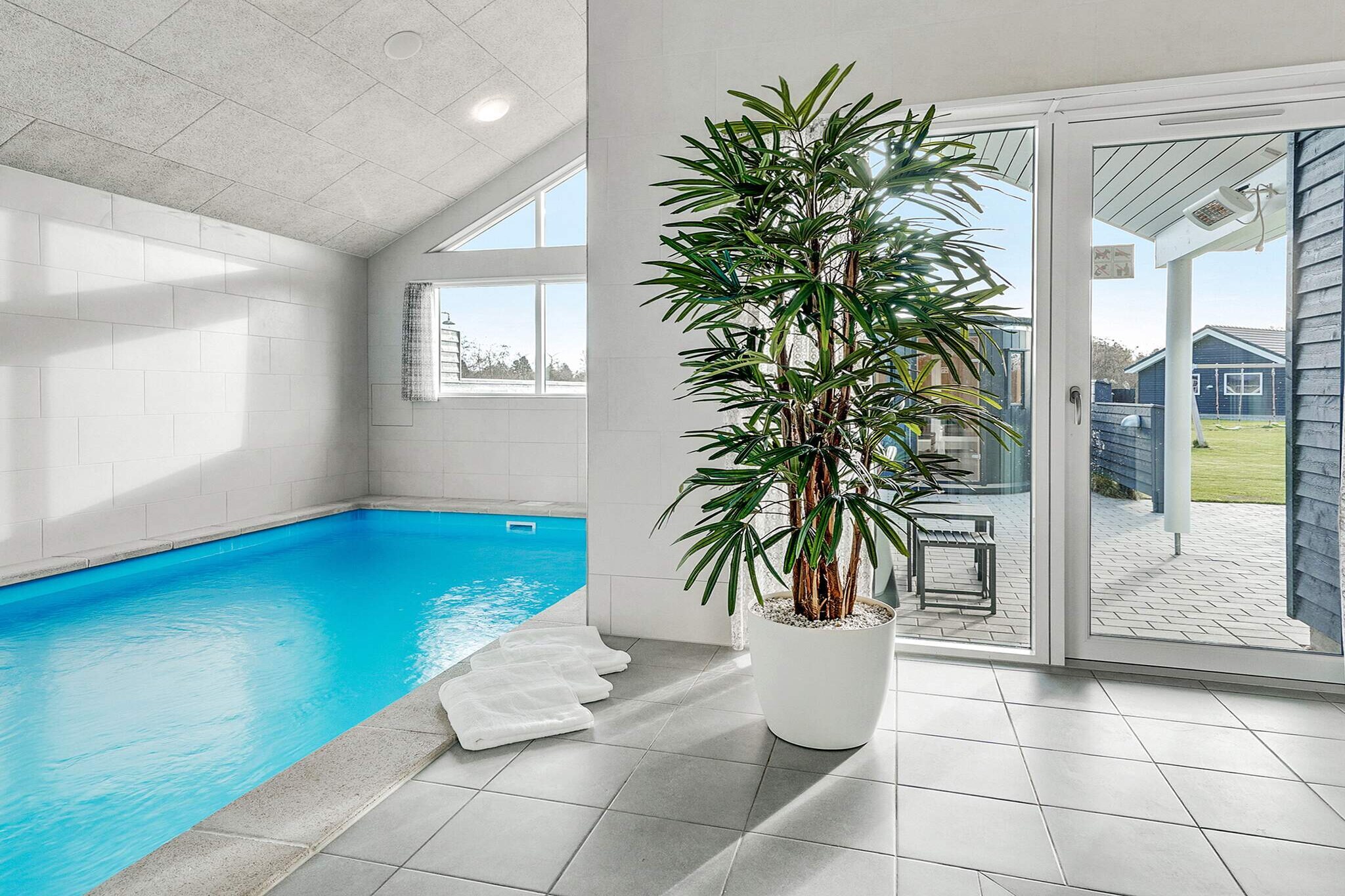 14 Personen Ferienhaus in Idestrup - Schwimmbad
