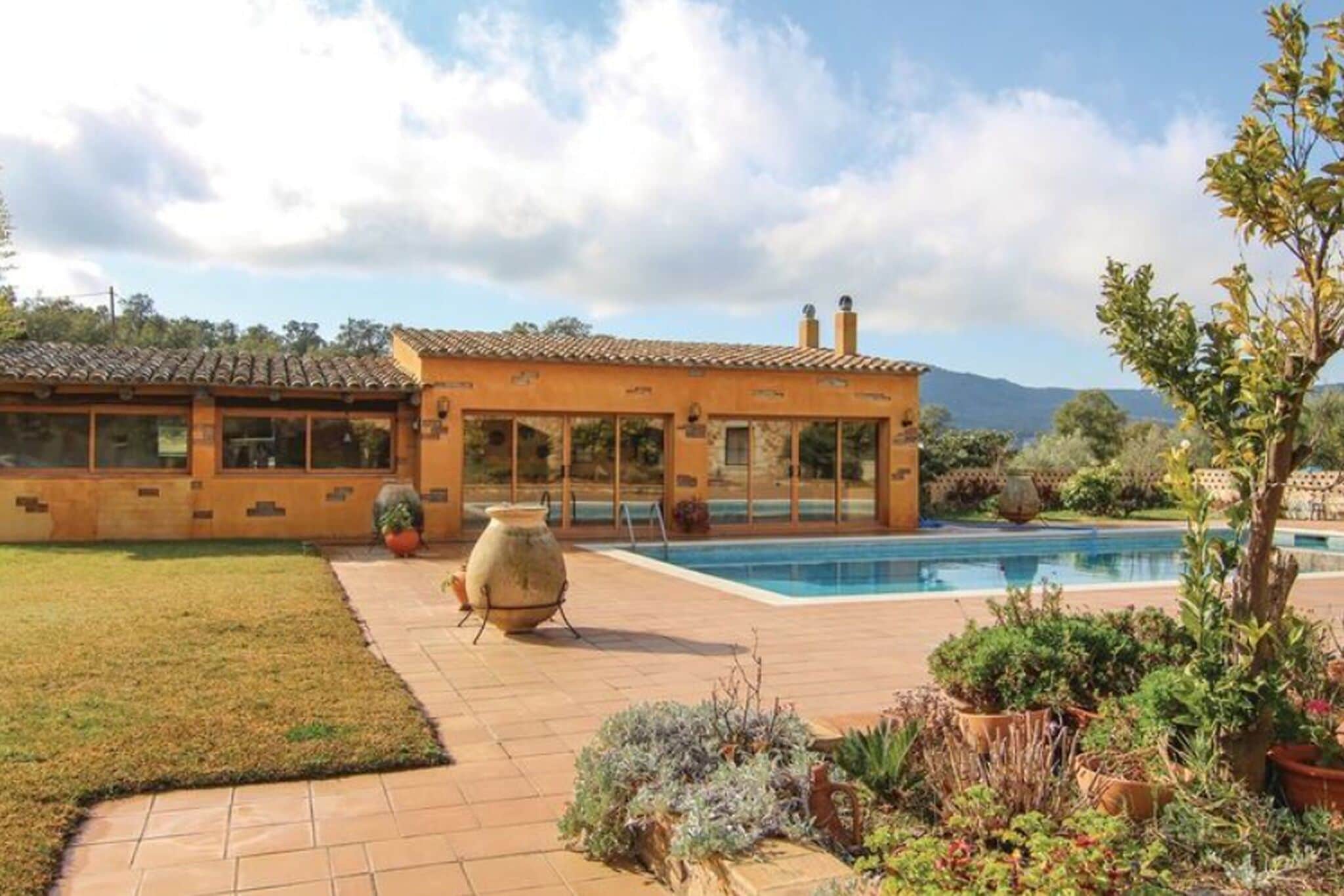 Schitterende villa in Calonge met een privézwembad