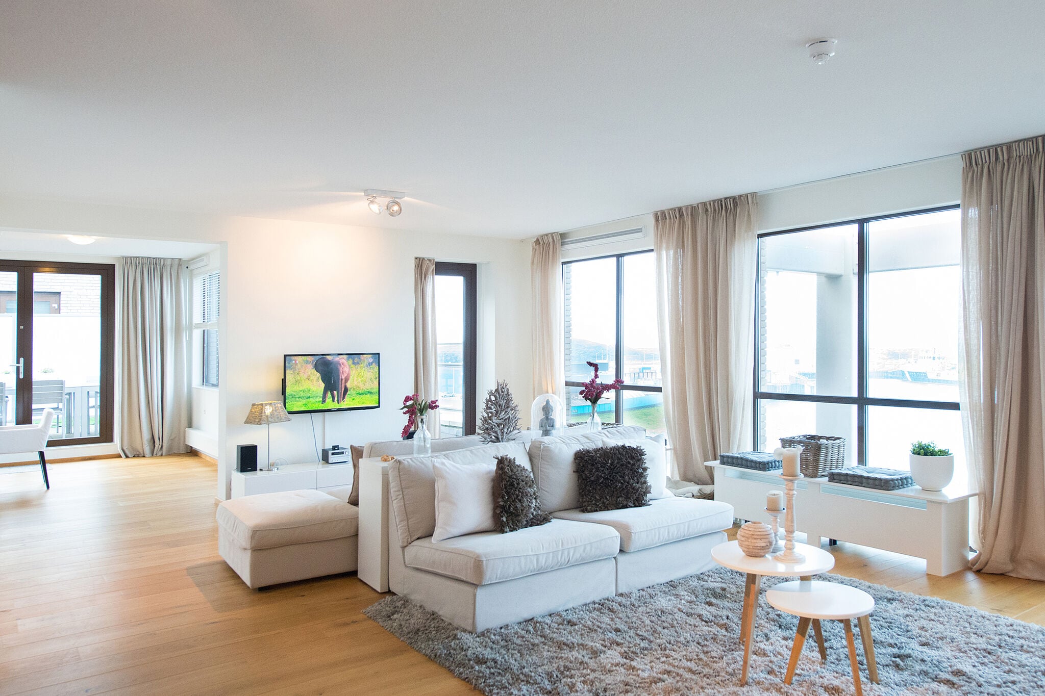 Spacious modern apartment in Scheveningen