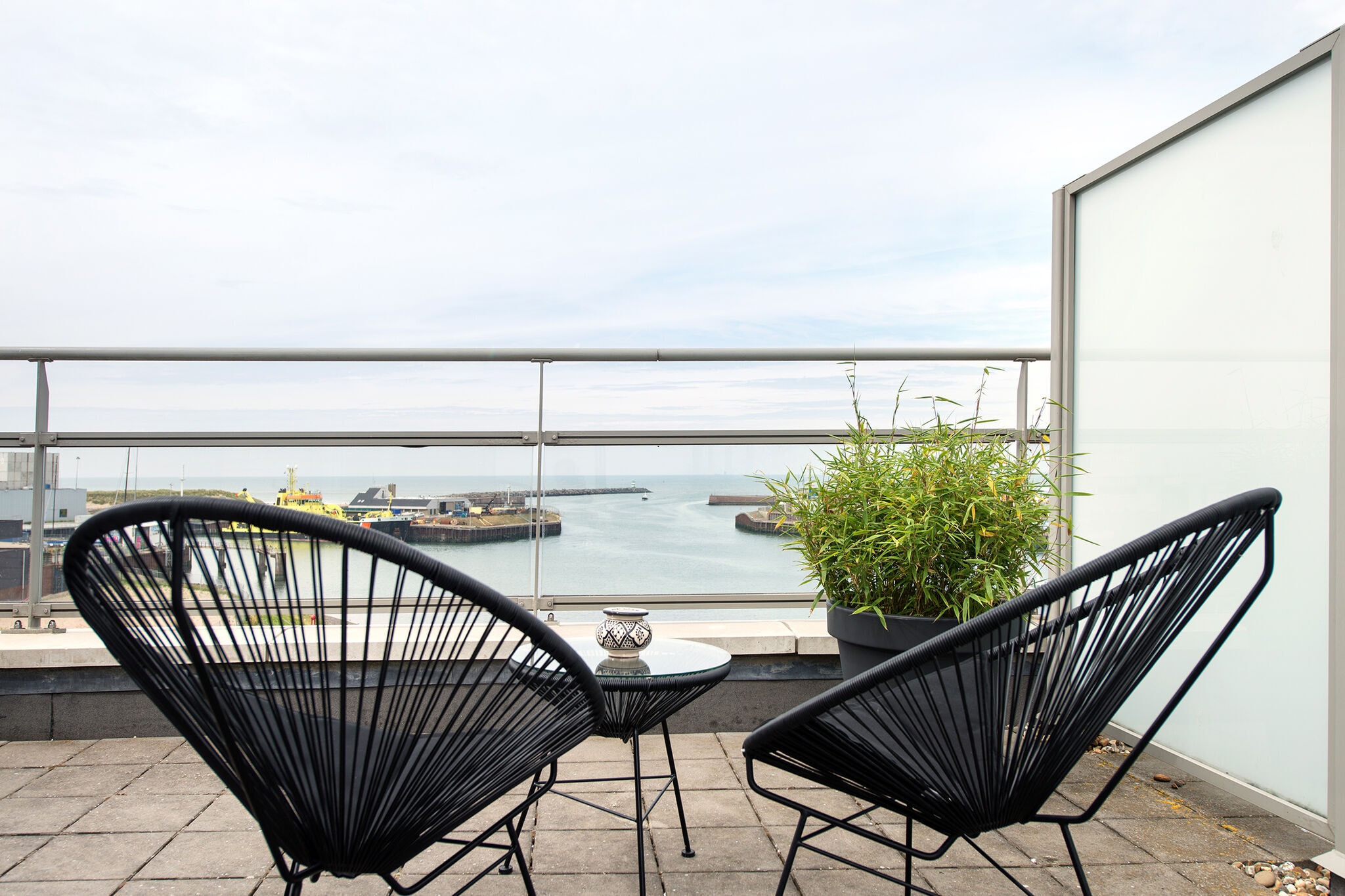 Penthouse appartement met ruim terras en uitzicht over de Noordzee