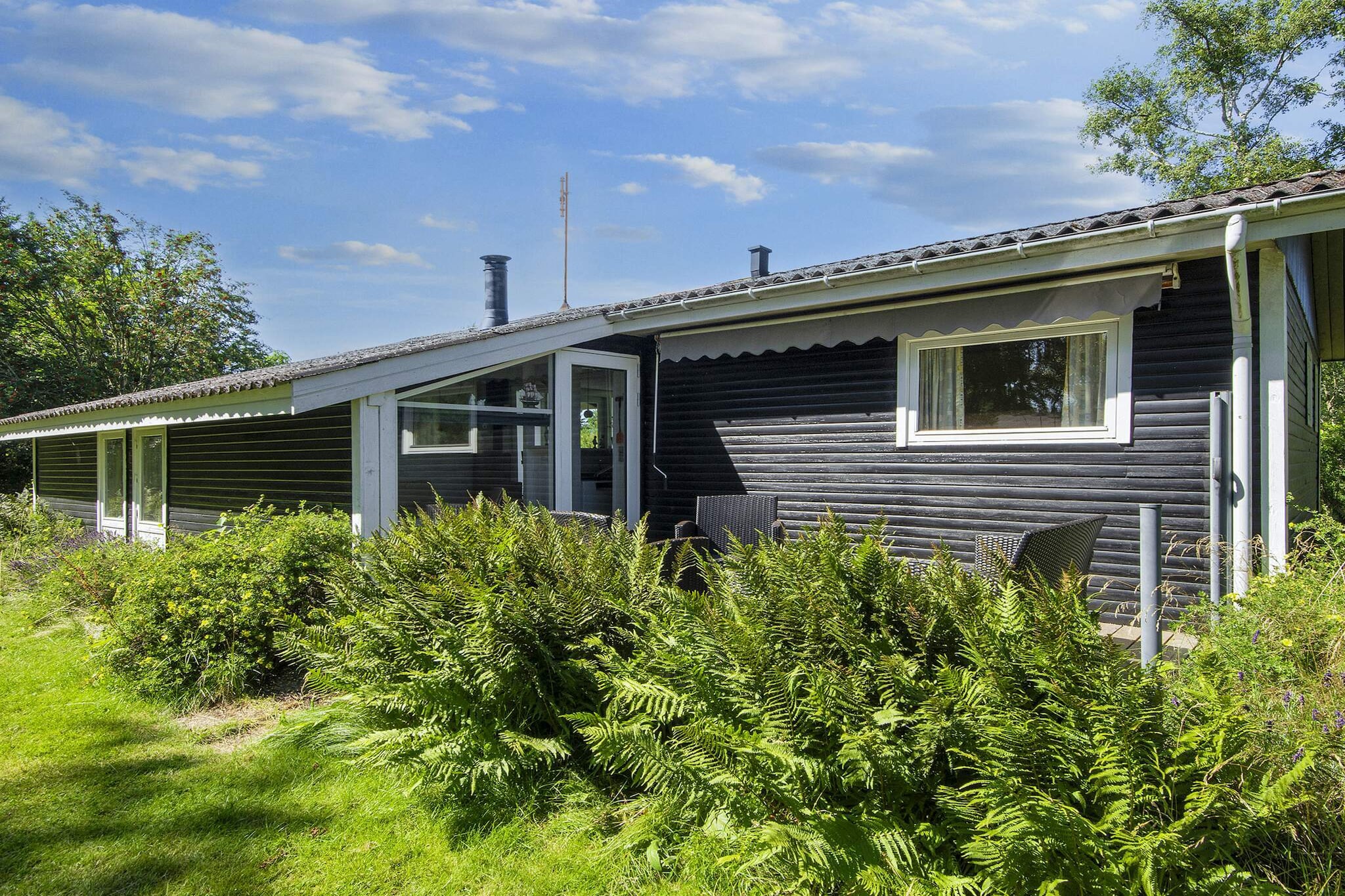 6 person holiday home in Glesborg