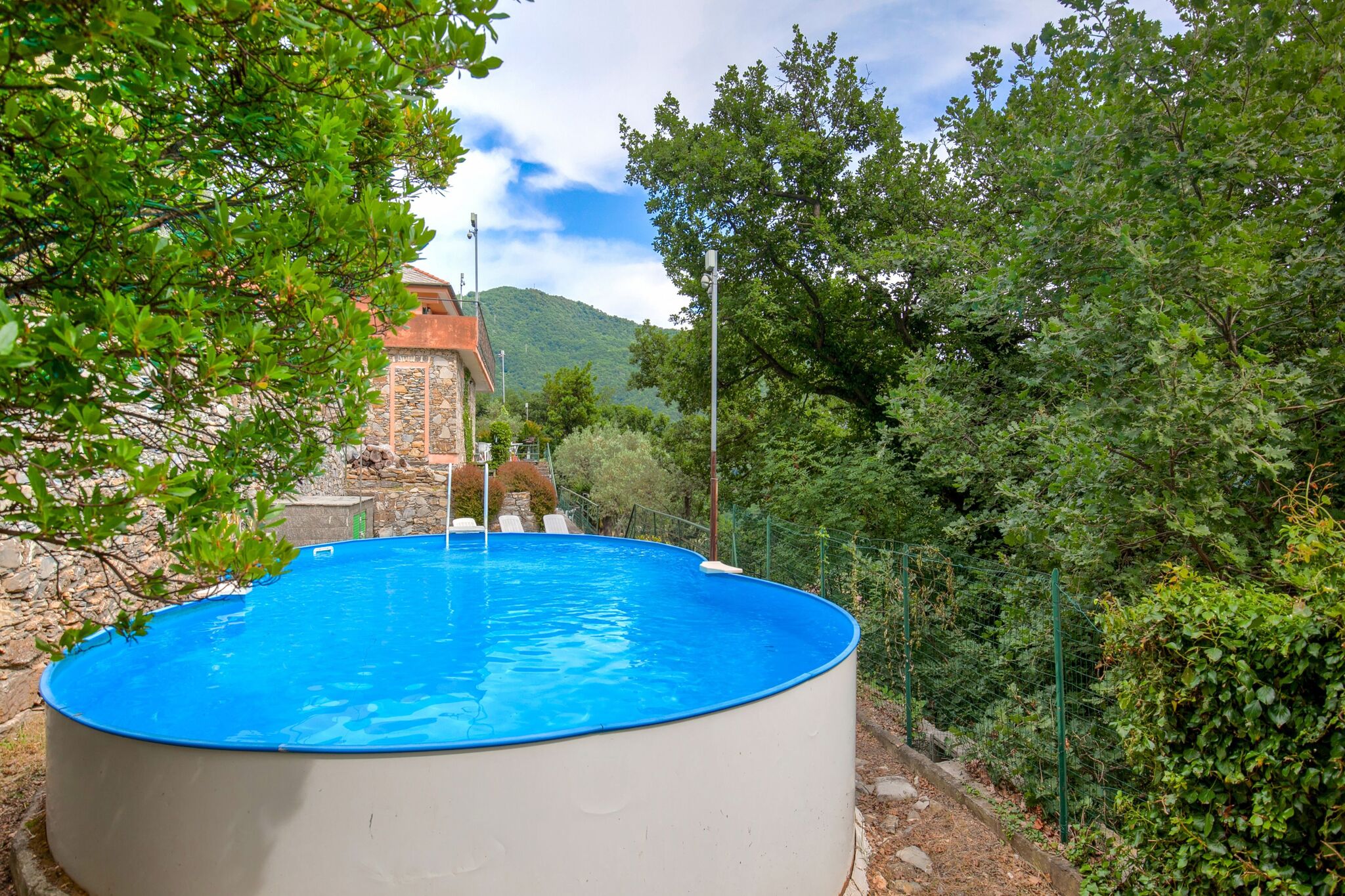 Ruime villa in Recco met een zwembad