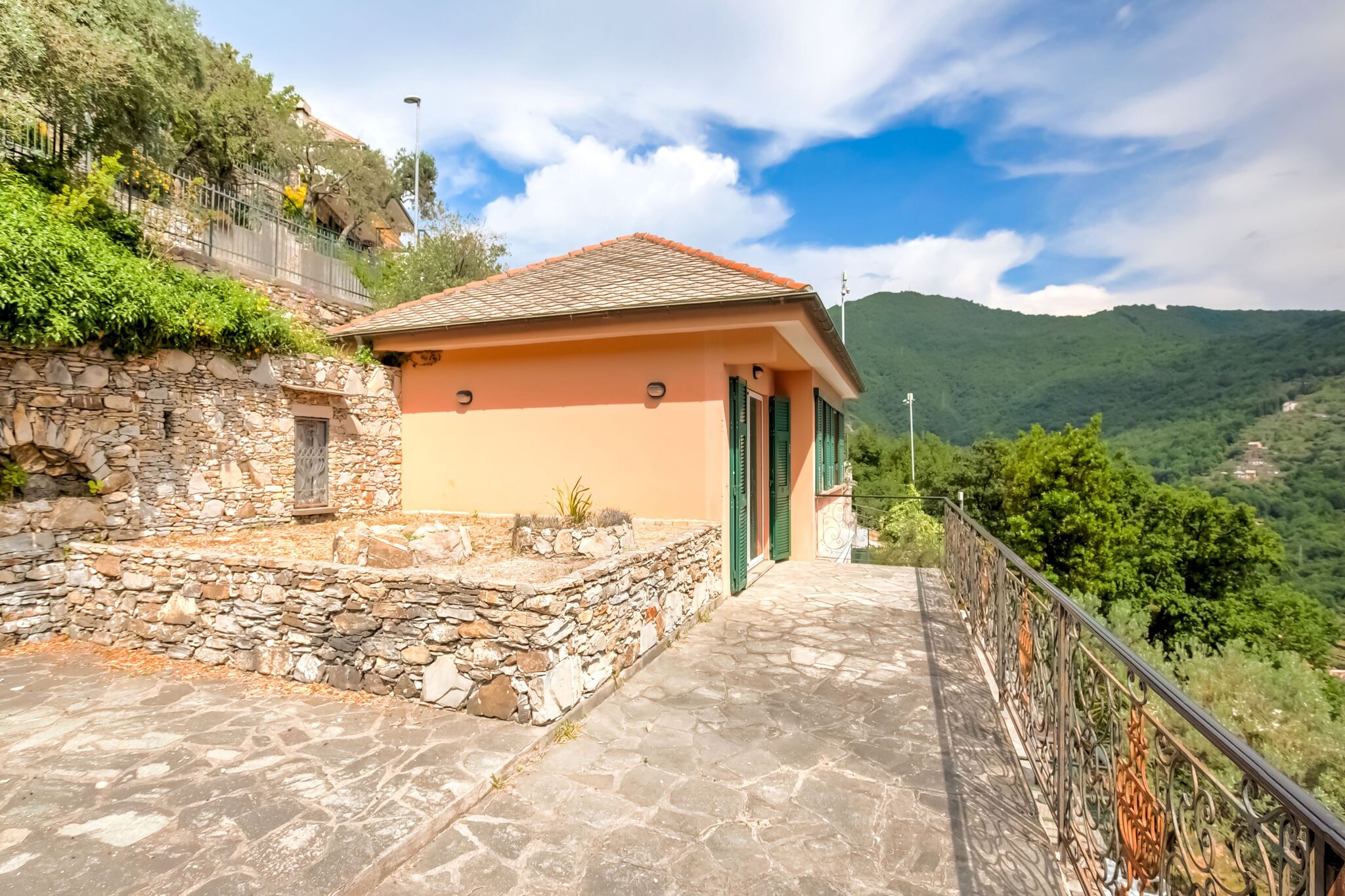 Splendide Villa à Recco avec Piscine Privée
