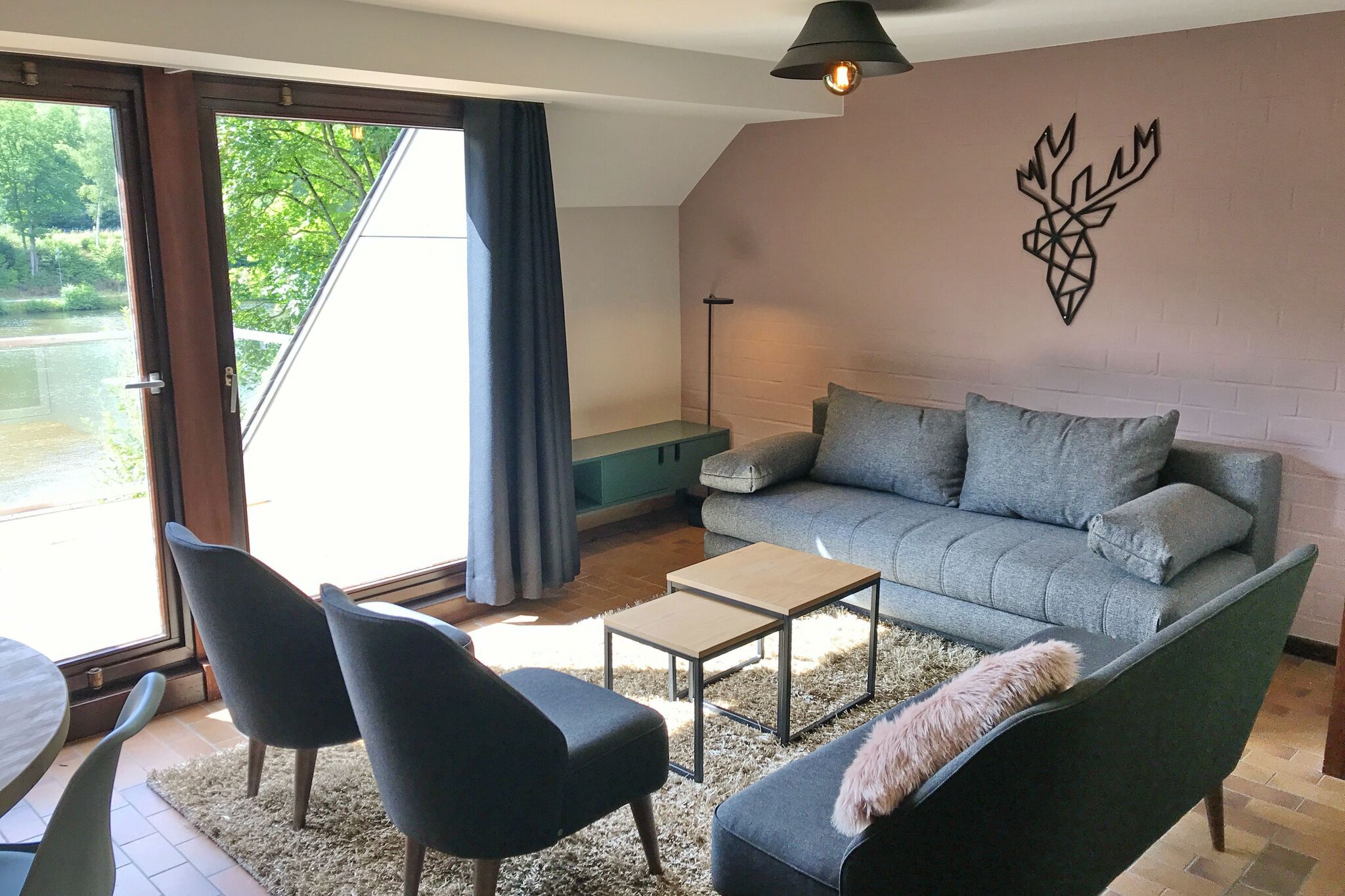 Gerenoveerd appartement met sauna, nabij Vielsalm