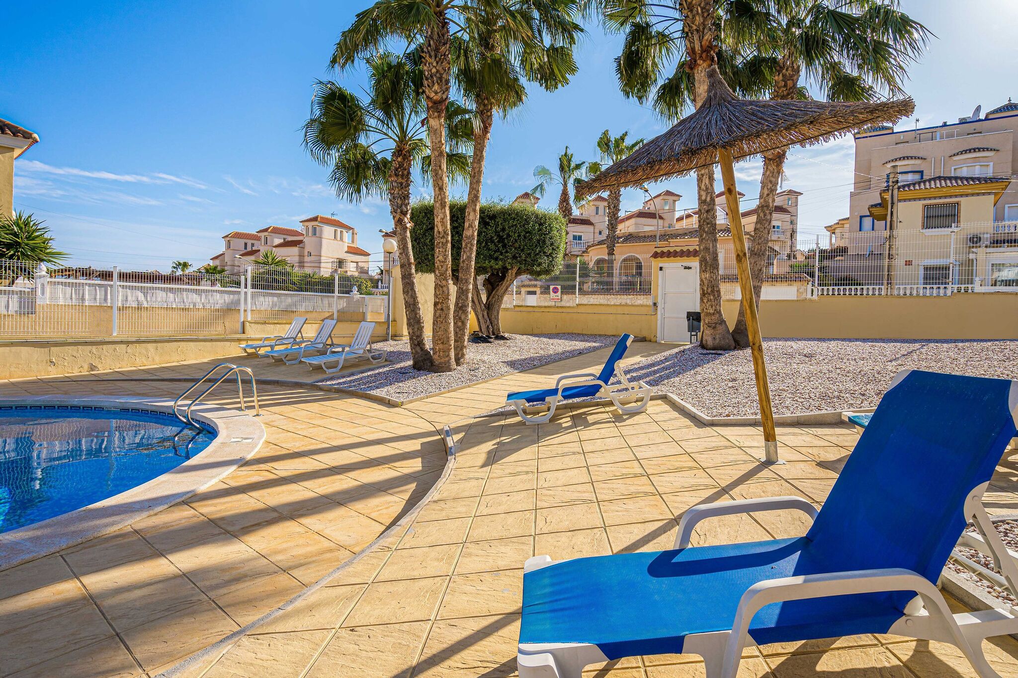 Mooie vakantiewoning in San Miguel de Salinas met zwembad