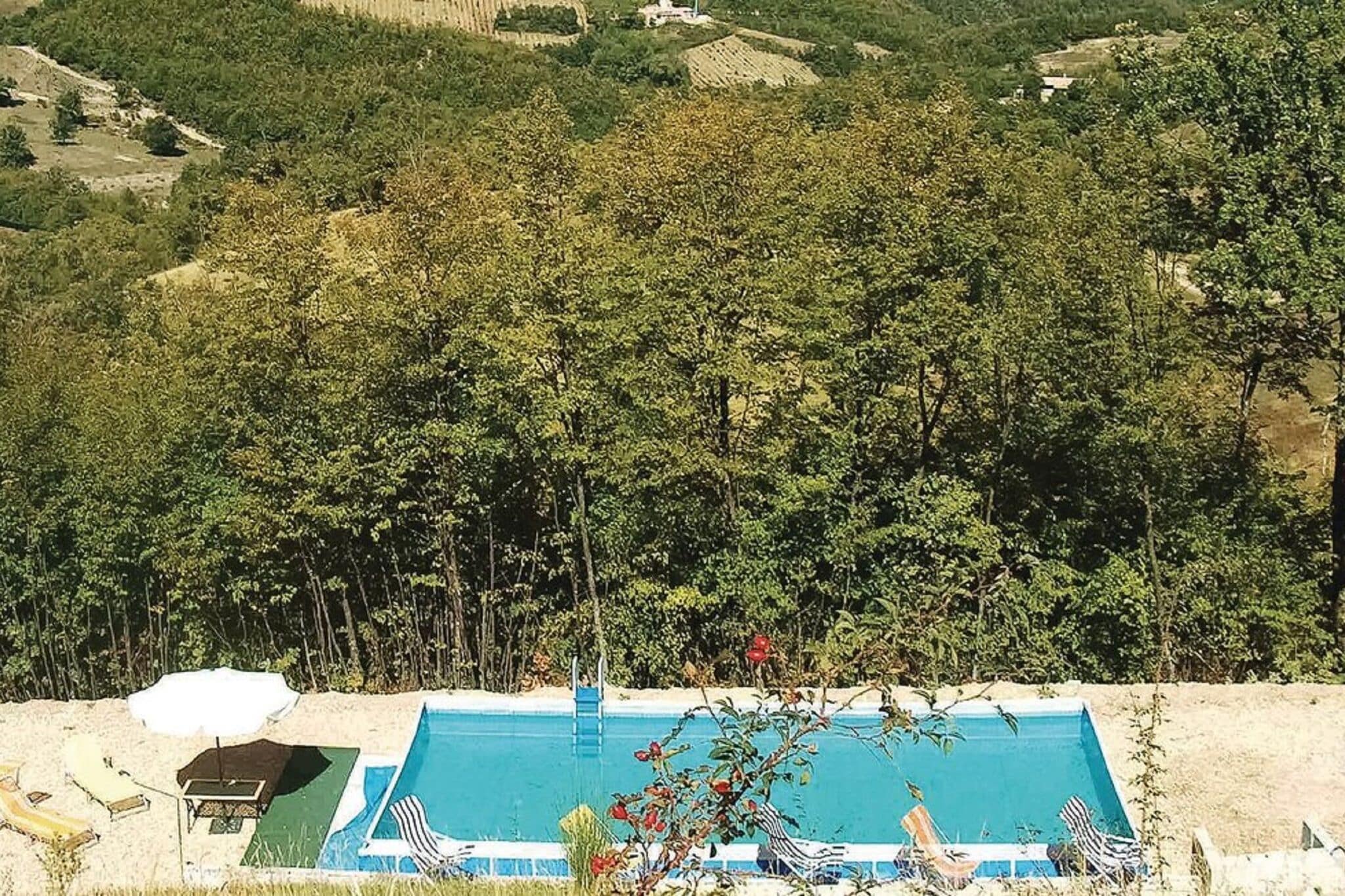 Zonnig appartement in Assisi met een tuin
